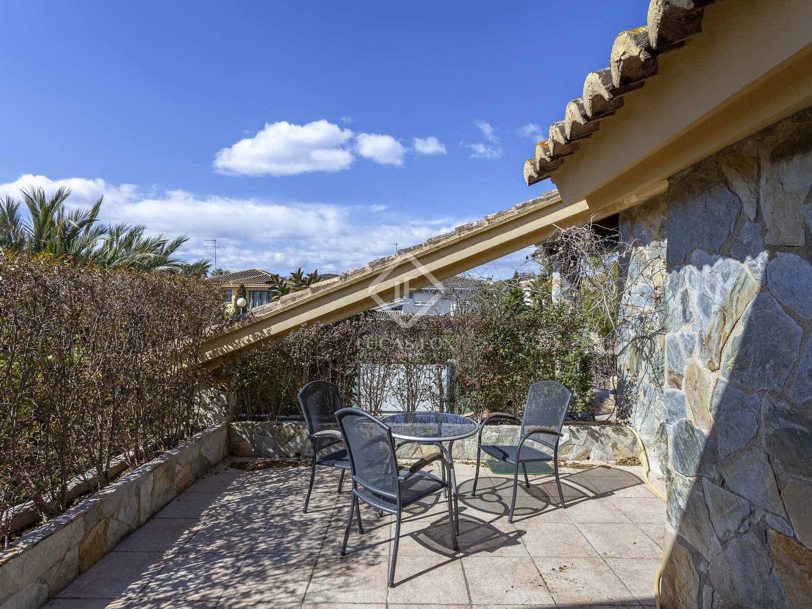 4 soverom Villa til salgs i Pucol med svømmebasseng garasje - € 1 100 000 (Ref: 7358609)