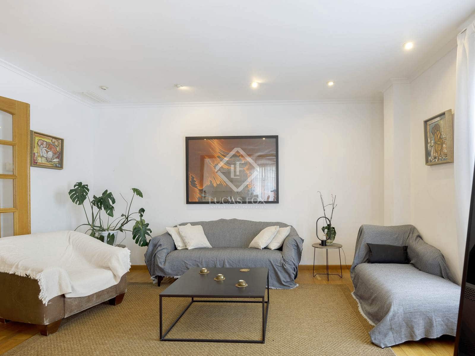 6 bedroom Penthouse for rent in Valencia city - € 3,500 (Ref: 7362917)