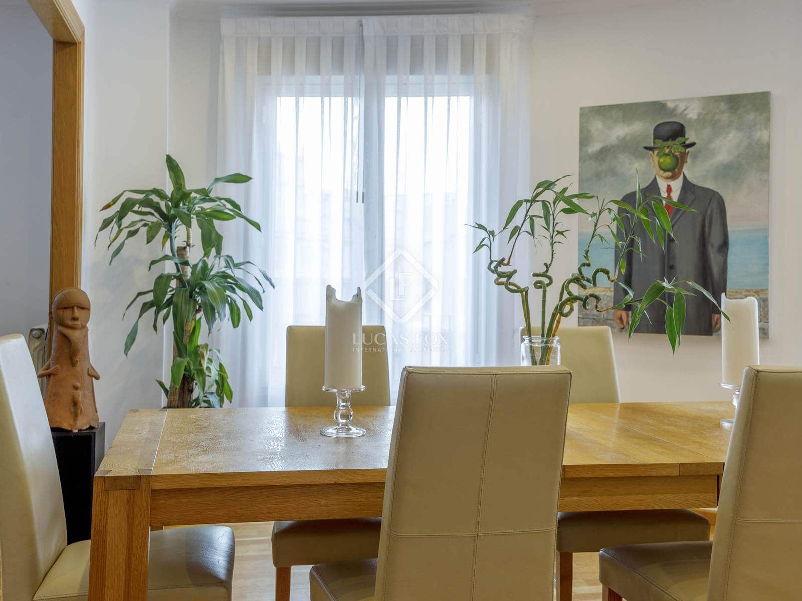 6 bedroom Penthouse for rent in Valencia city - € 3,500 (Ref: 7362917)