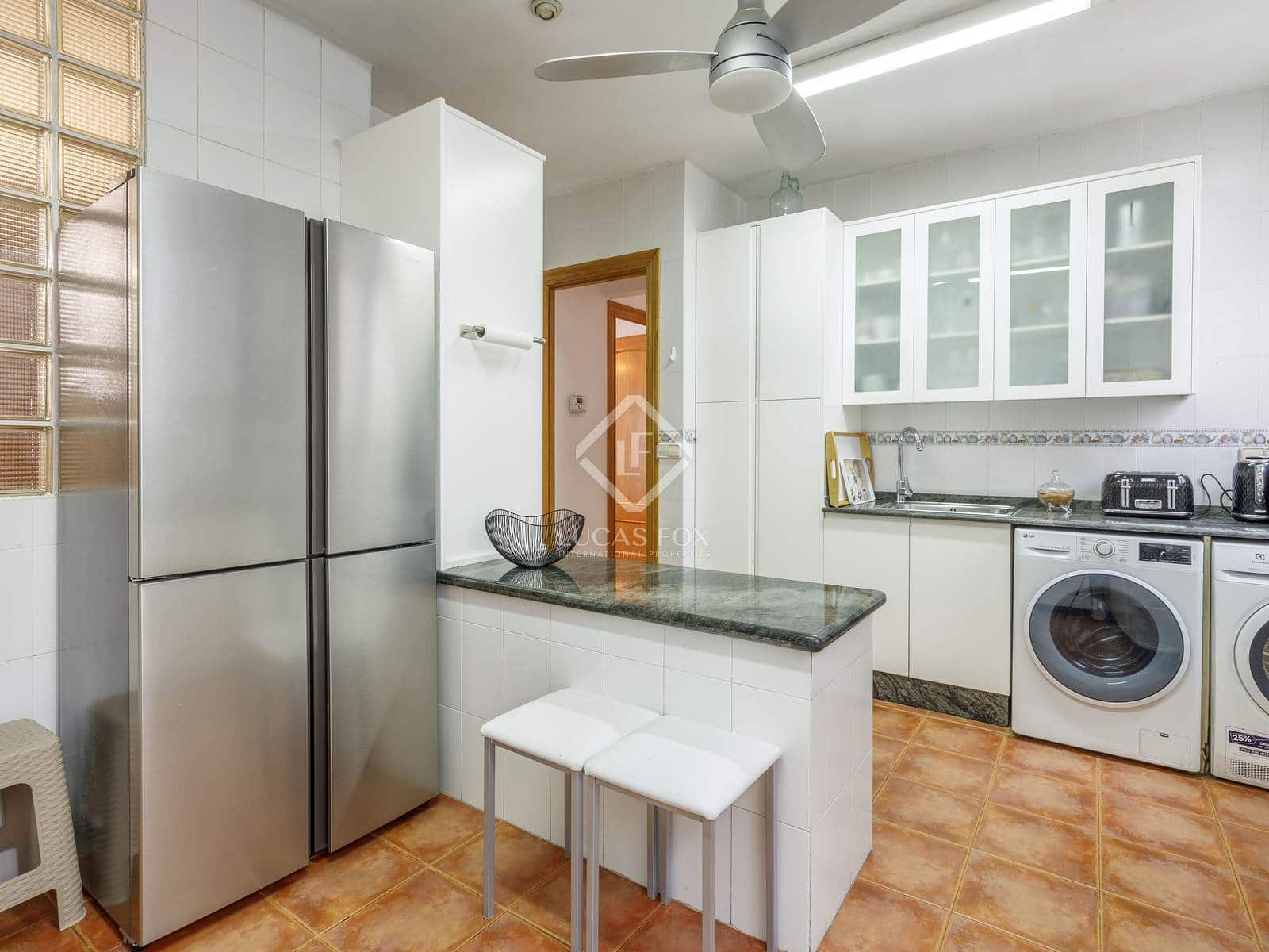 6 bedroom Penthouse for rent in Valencia city - € 3,500 (Ref: 7362917)