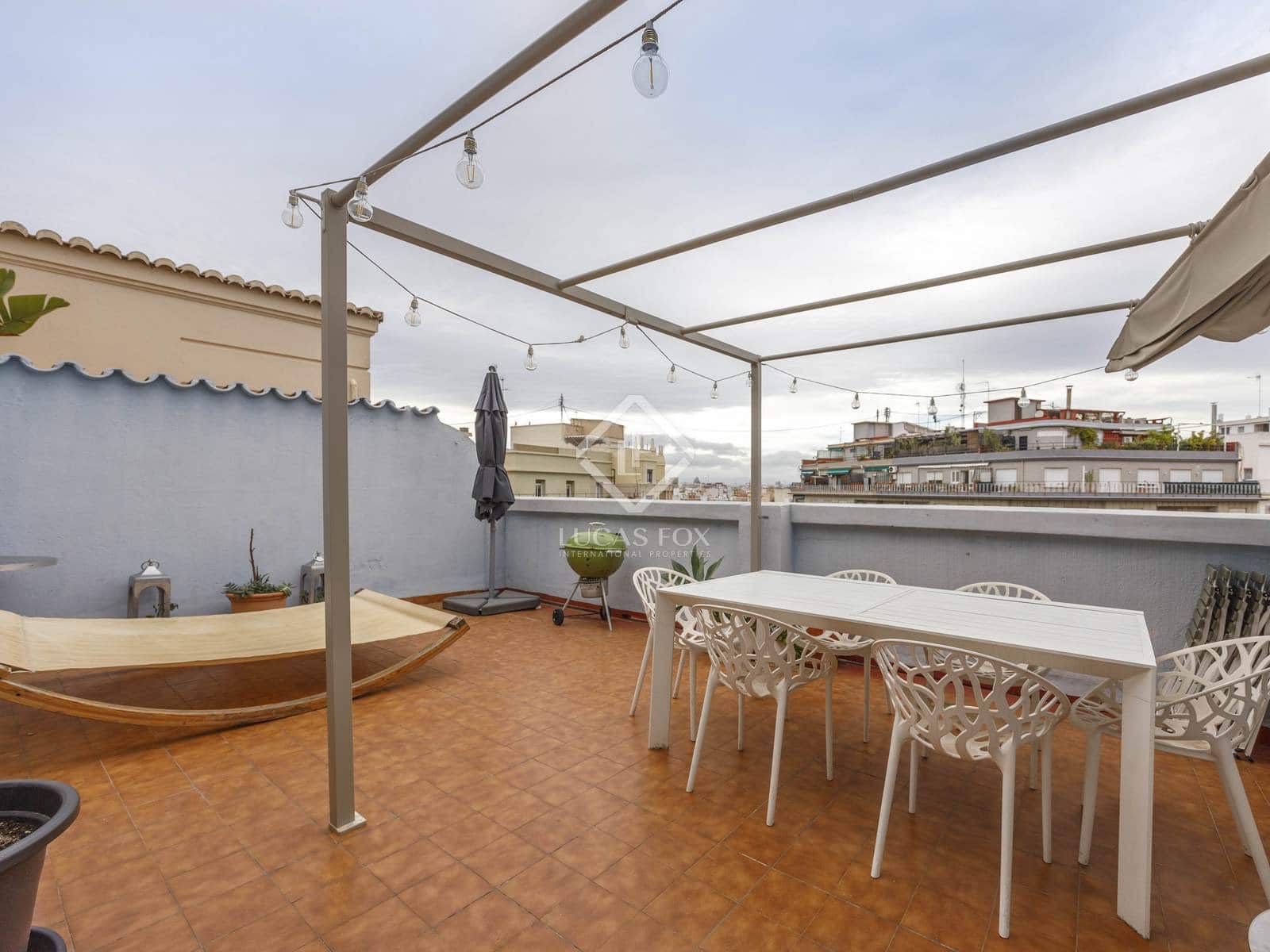 6 bedroom Penthouse for rent in Valencia city - € 3,500 (Ref: 7362917)