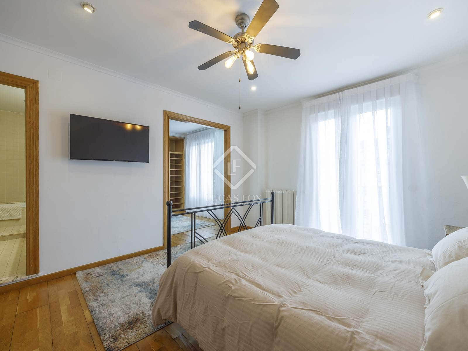 6 bedroom Penthouse for rent in Valencia city - € 3,500 (Ref: 7362917)