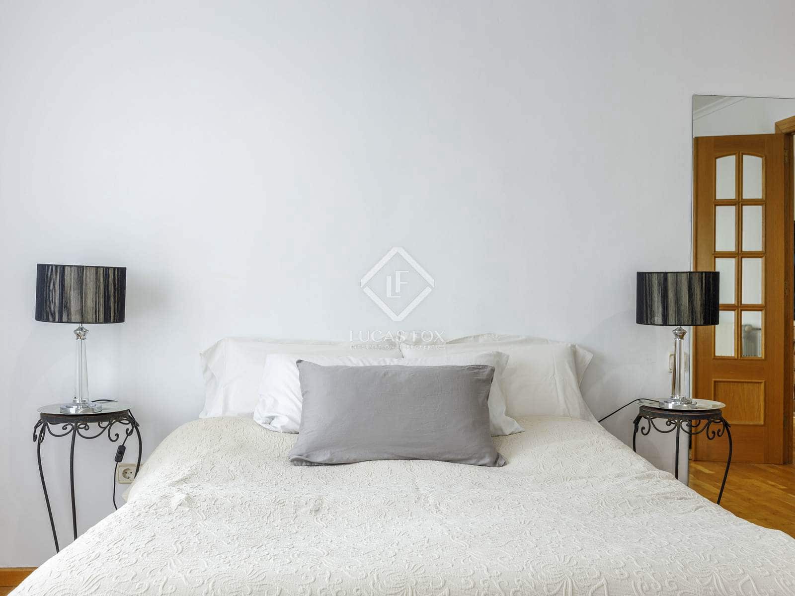 6 bedroom Penthouse for rent in Valencia city - € 3,500 (Ref: 7362917)