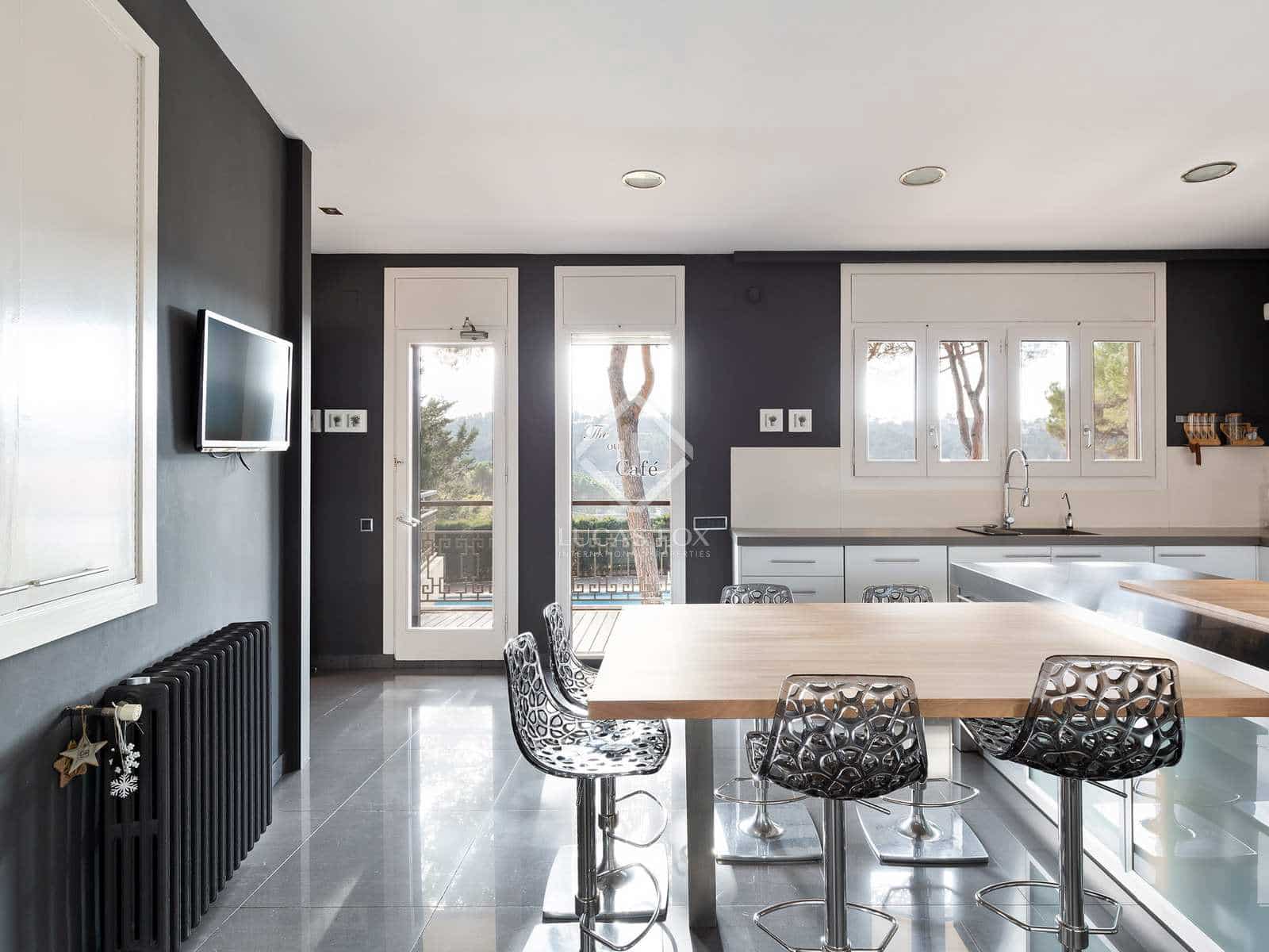 8 slaapkamer Villa te koop in Valldoreix met zwembad garage - € 2.000.000 (Ref: 7364692)