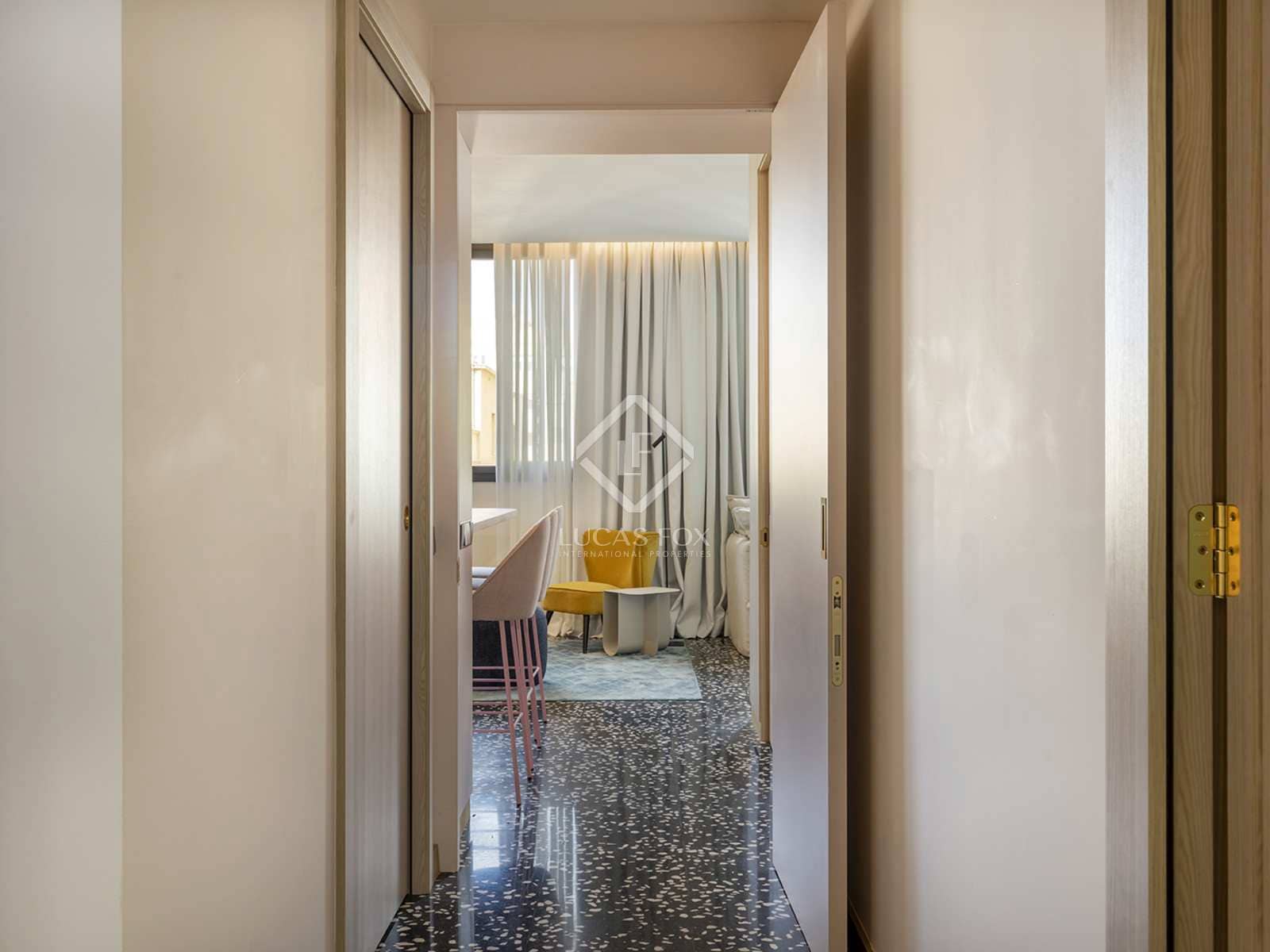 2 soveværelse Lejlighed til leje i Barcelona by med swimmingpool - € 5.900 (Ref: 7366893)