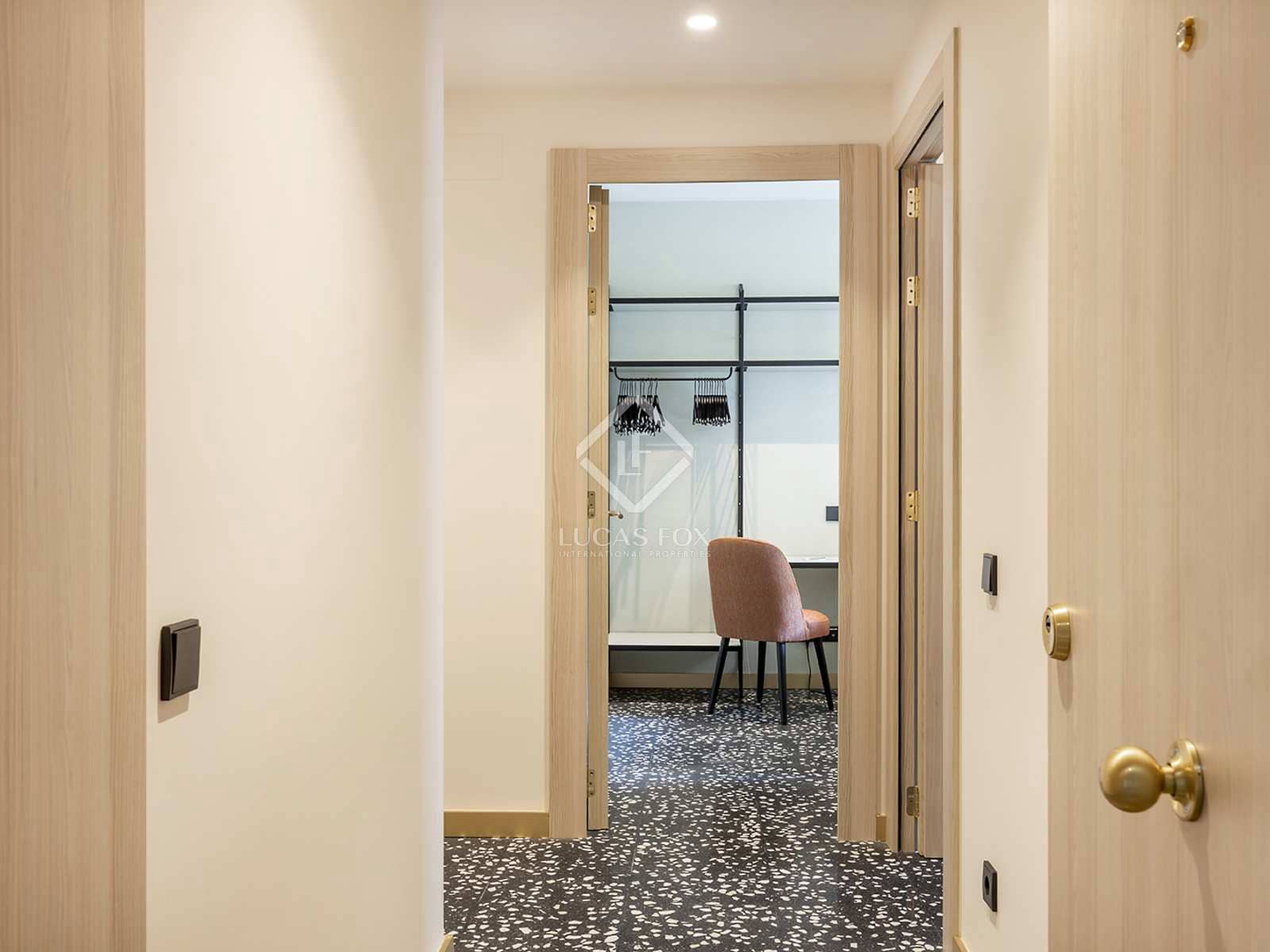 2 soveværelse Lejlighed til leje i Barcelona by med swimmingpool - € 5.900 (Ref: 7366893)