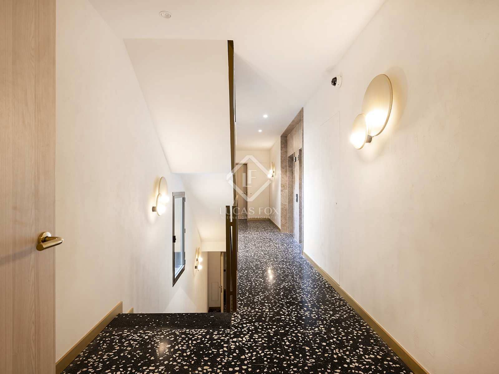 2 soveværelse Lejlighed til leje i Barcelona by med swimmingpool - € 4.550 (Ref: 7366894)