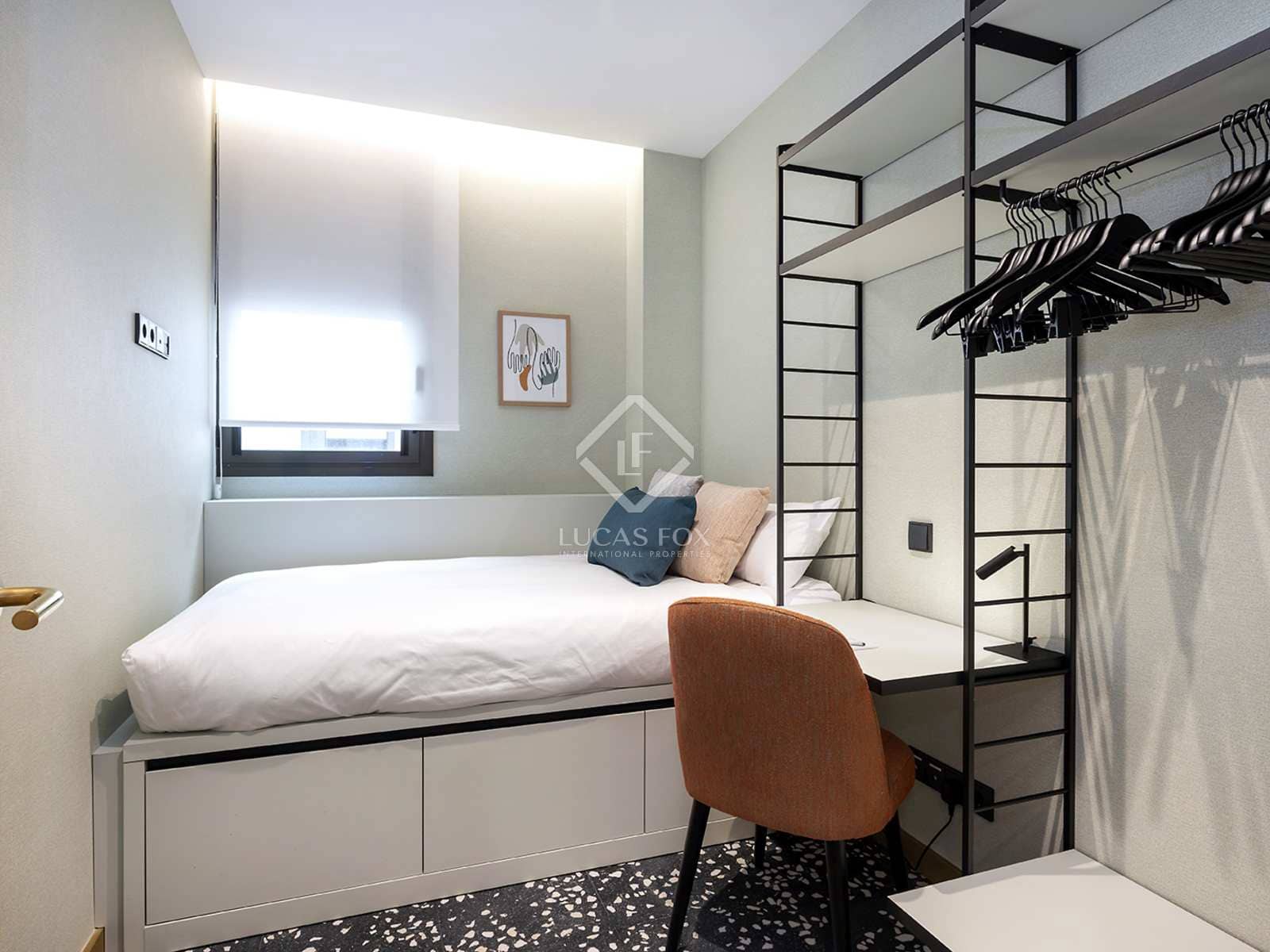 2 soveværelse Lejlighed til leje i Barcelona by med swimmingpool - € 4.550 (Ref: 7366894)