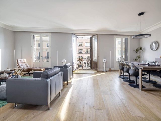 3 camera da letto Appartamento da affittare in Barcelona città - 4.239 € (Rif: 7366897)