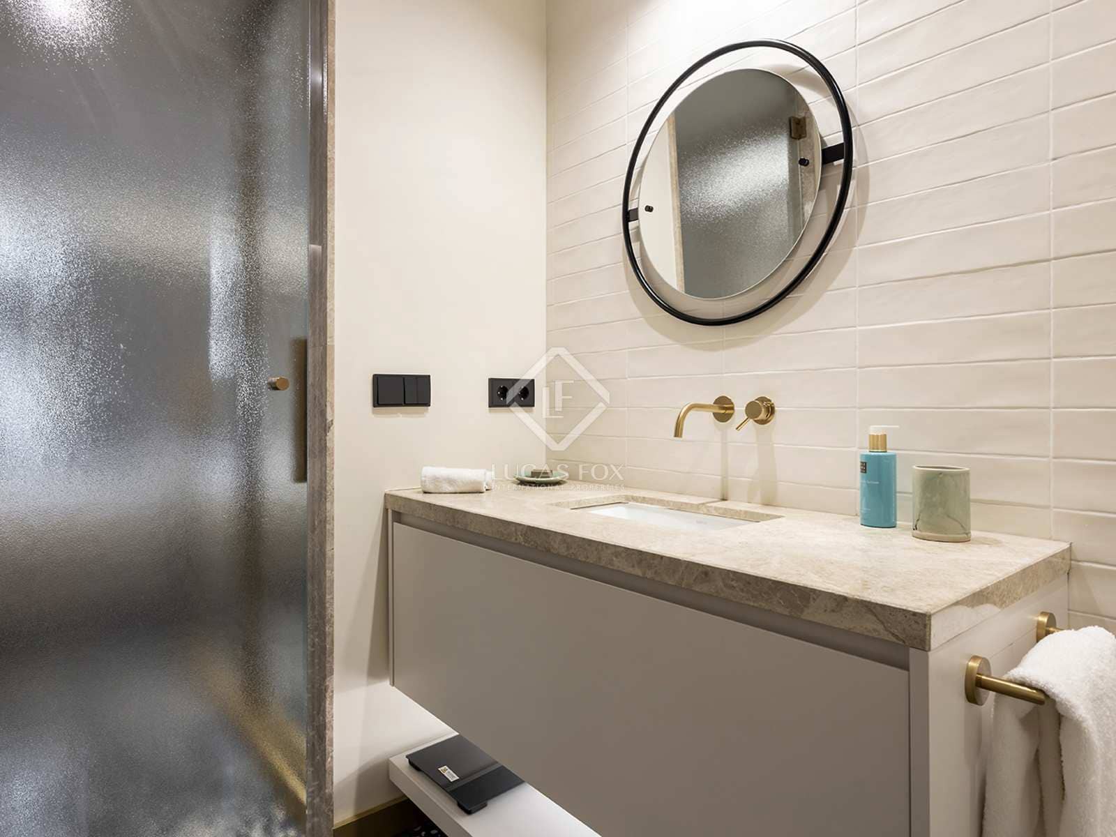 1 soveværelse Lejlighed til leje i Barcelona by med swimmingpool - € 3.700 (Ref: 7366898)