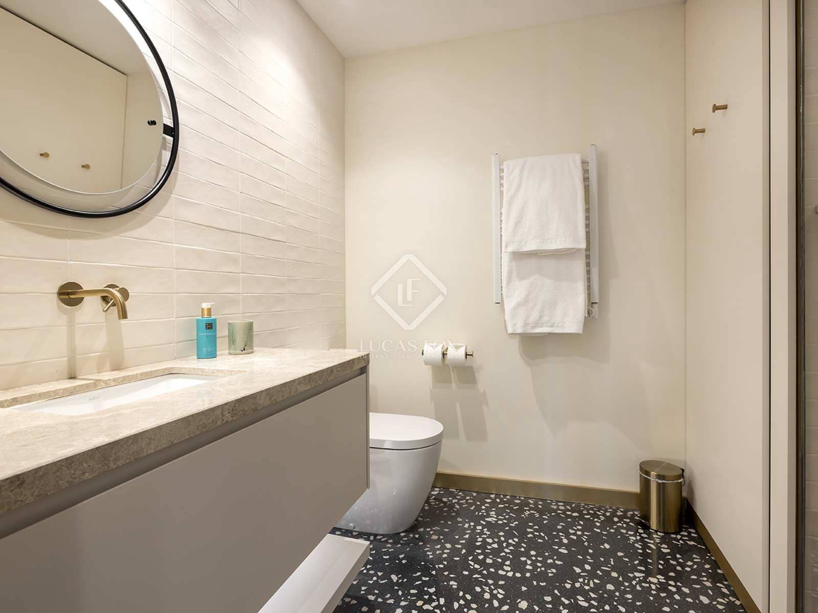 1 soveværelse Lejlighed til leje i Barcelona by med swimmingpool - € 3.700 (Ref: 7366898)