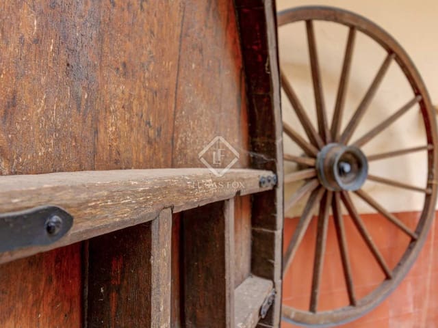 17 bedroom Villa for sale in Valls with garage - € 595,000 (Ref: 7366904)