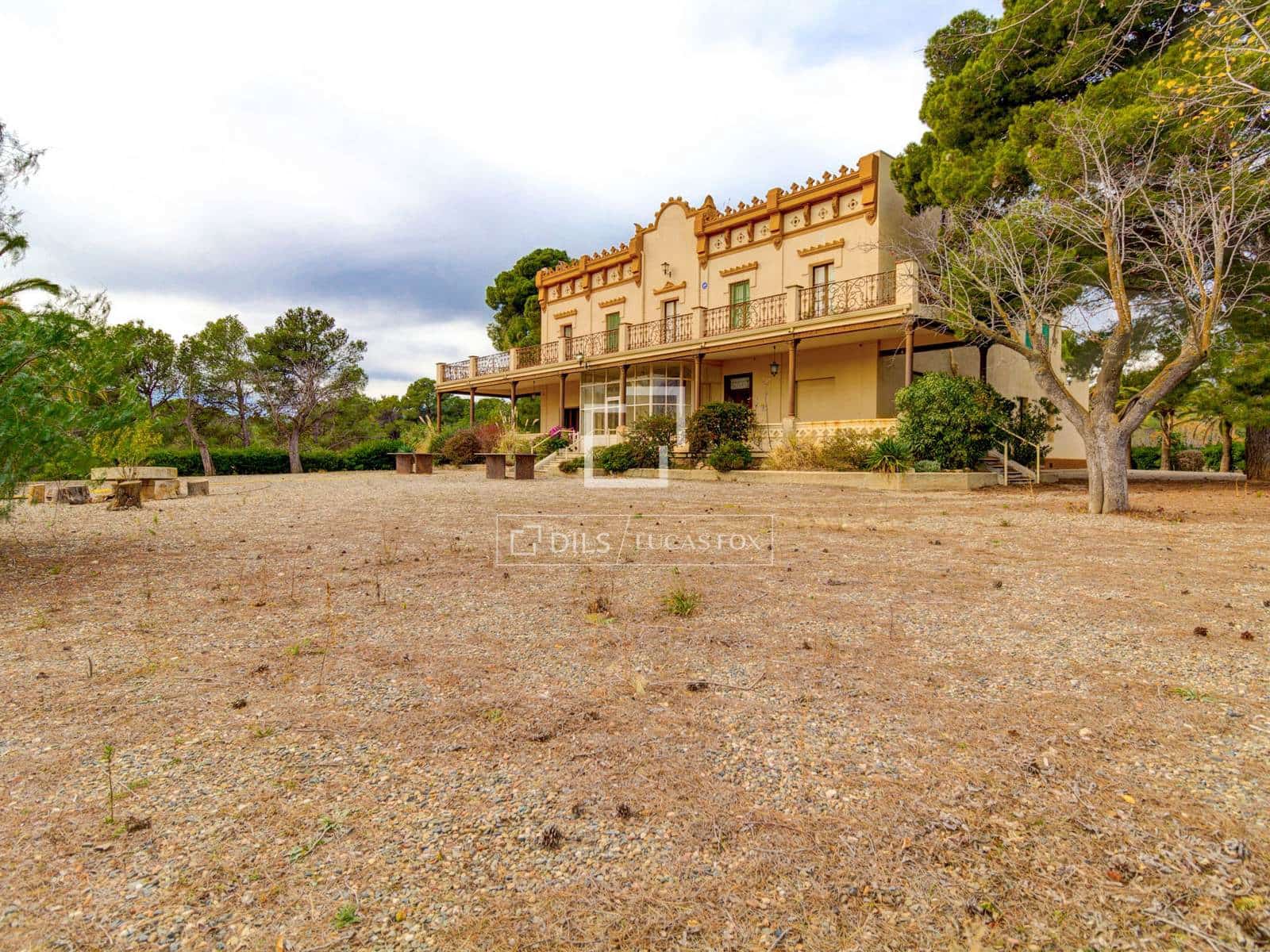 17 bedroom Villa for sale in Valls with garage - € 595,000 (Ref: 7366904)