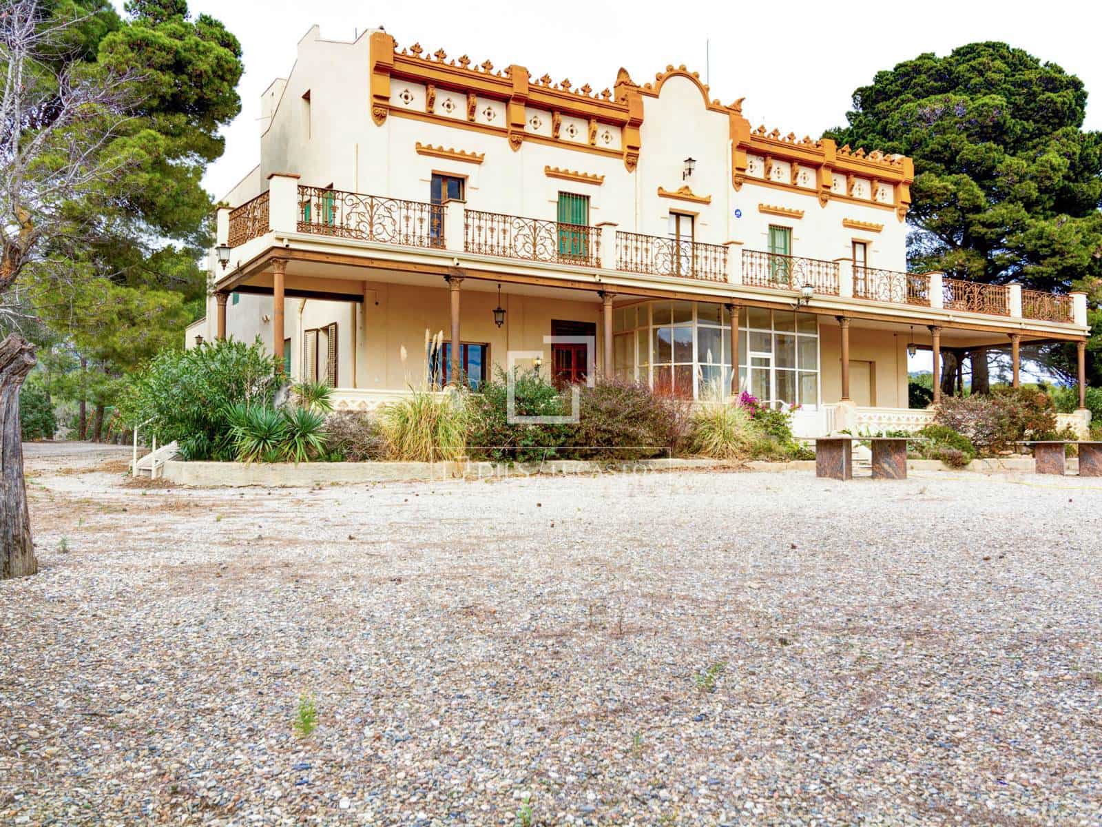 17 bedroom Villa for sale in Valls with garage - € 595,000 (Ref: 7366904)