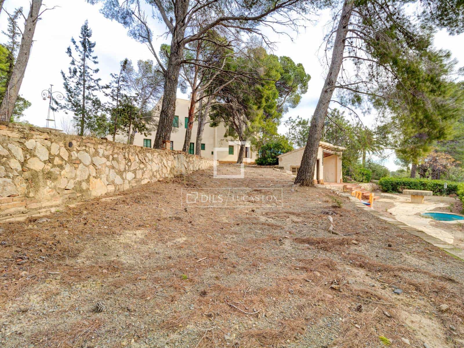 17 bedroom Villa for sale in Valls with garage - € 595,000 (Ref: 7366904)
