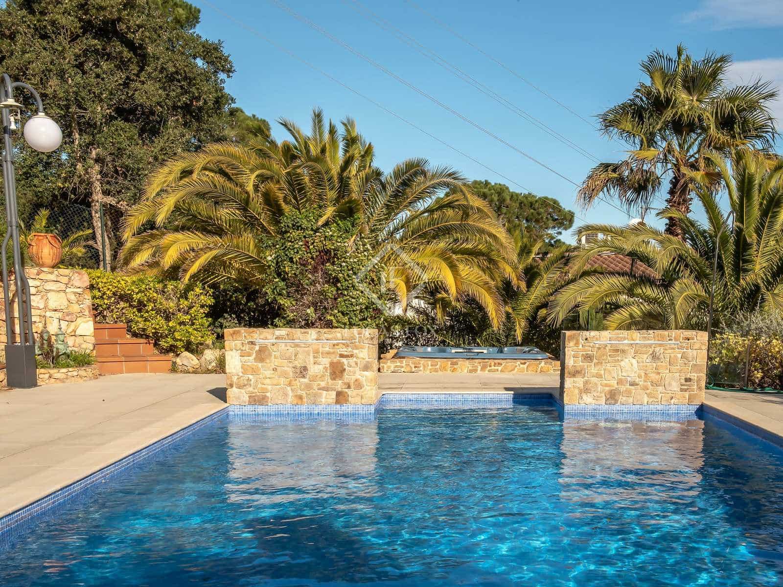 7 bedroom Villa for sale in Calonge i Sant Antoni with pool garage - € 2,300,000 (Ref: 7377452)