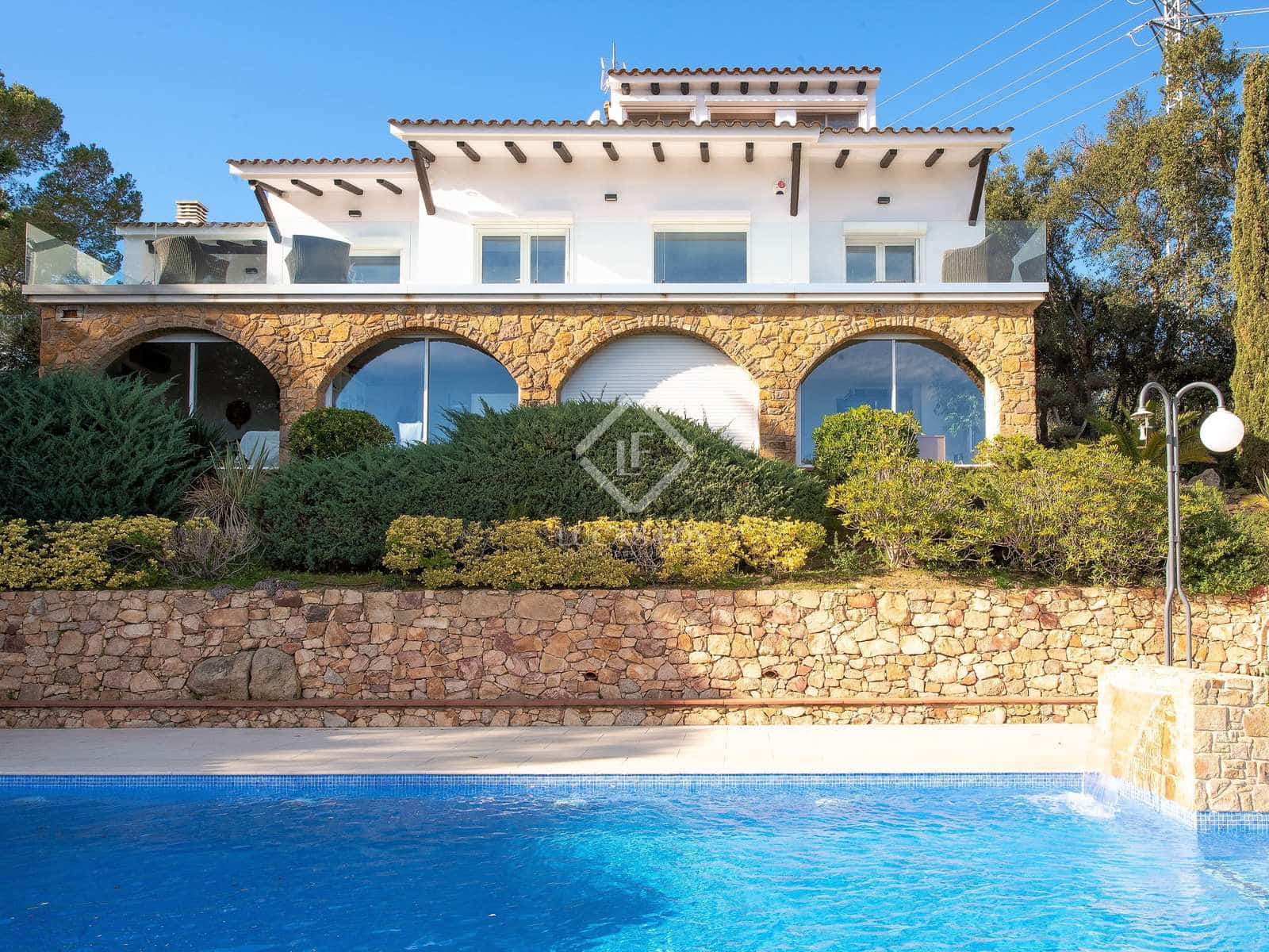 7 bedroom Villa for sale in Calonge i Sant Antoni with pool garage - € 2,300,000 (Ref: 7377452)