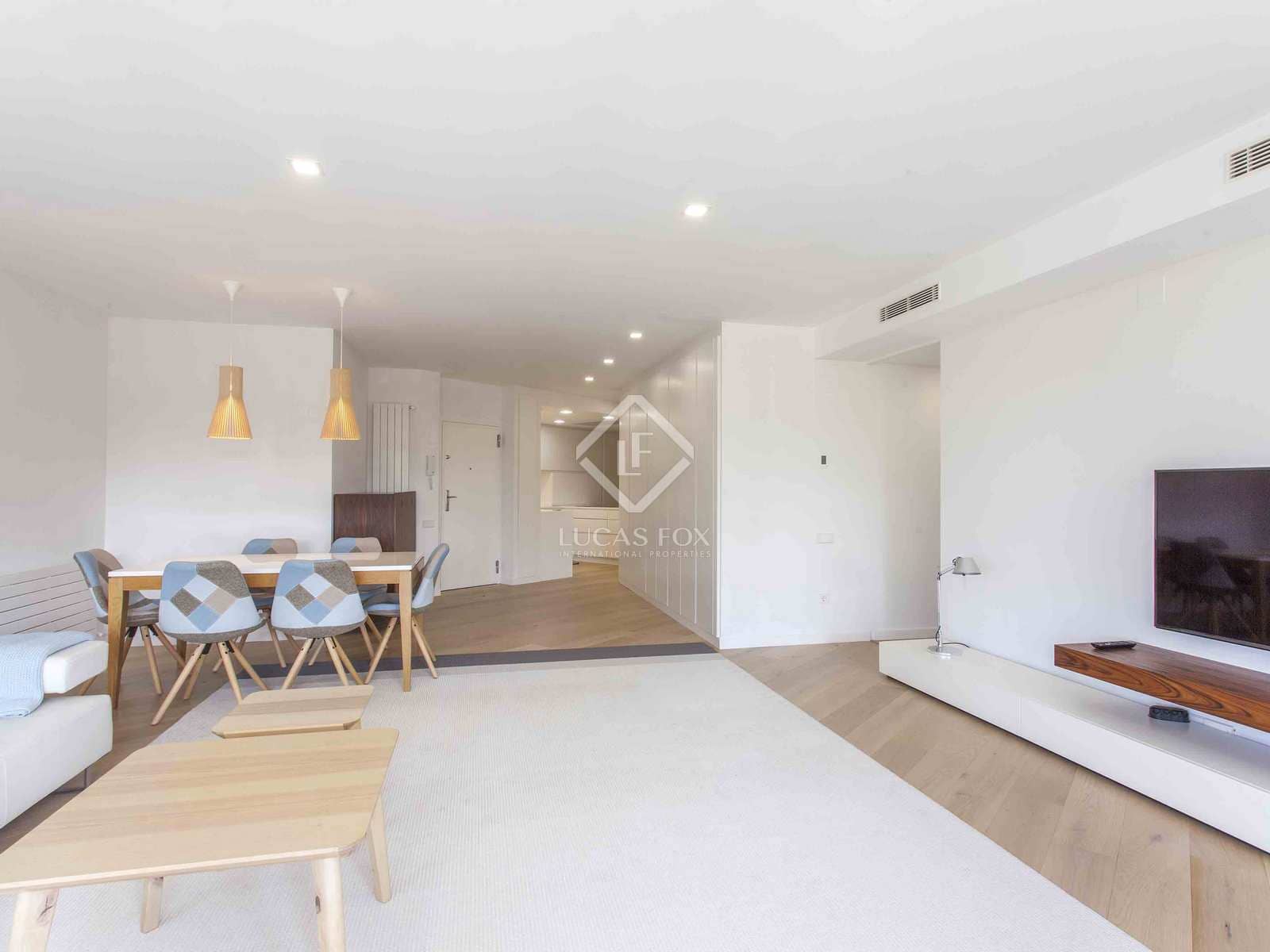 Appartement de 4 chambres à louer à Valence ville - 4 500 € (Ref: 7383157)