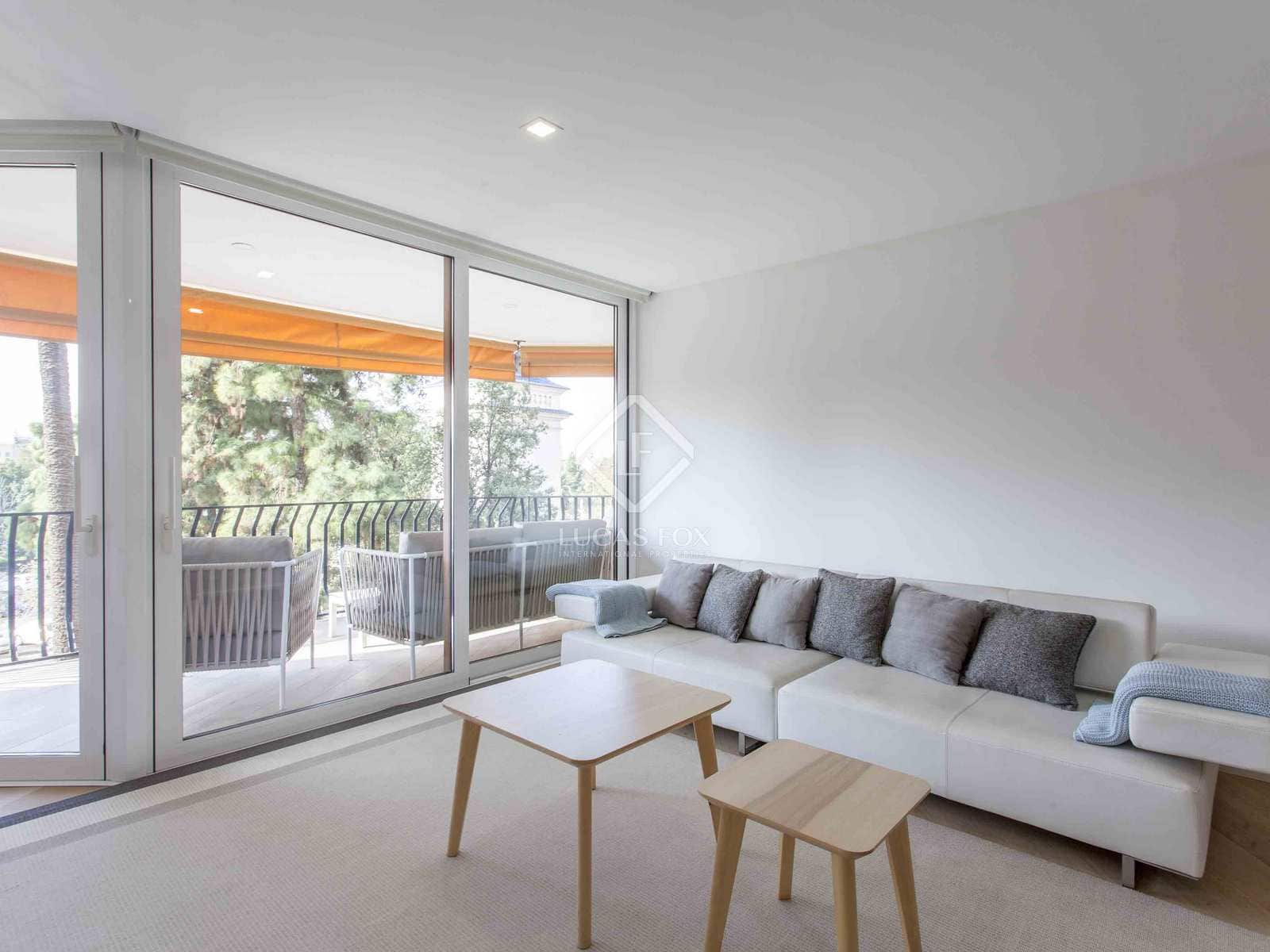 Appartement de 4 chambres à louer à Valence ville - 4 500 € (Ref: 7383157)