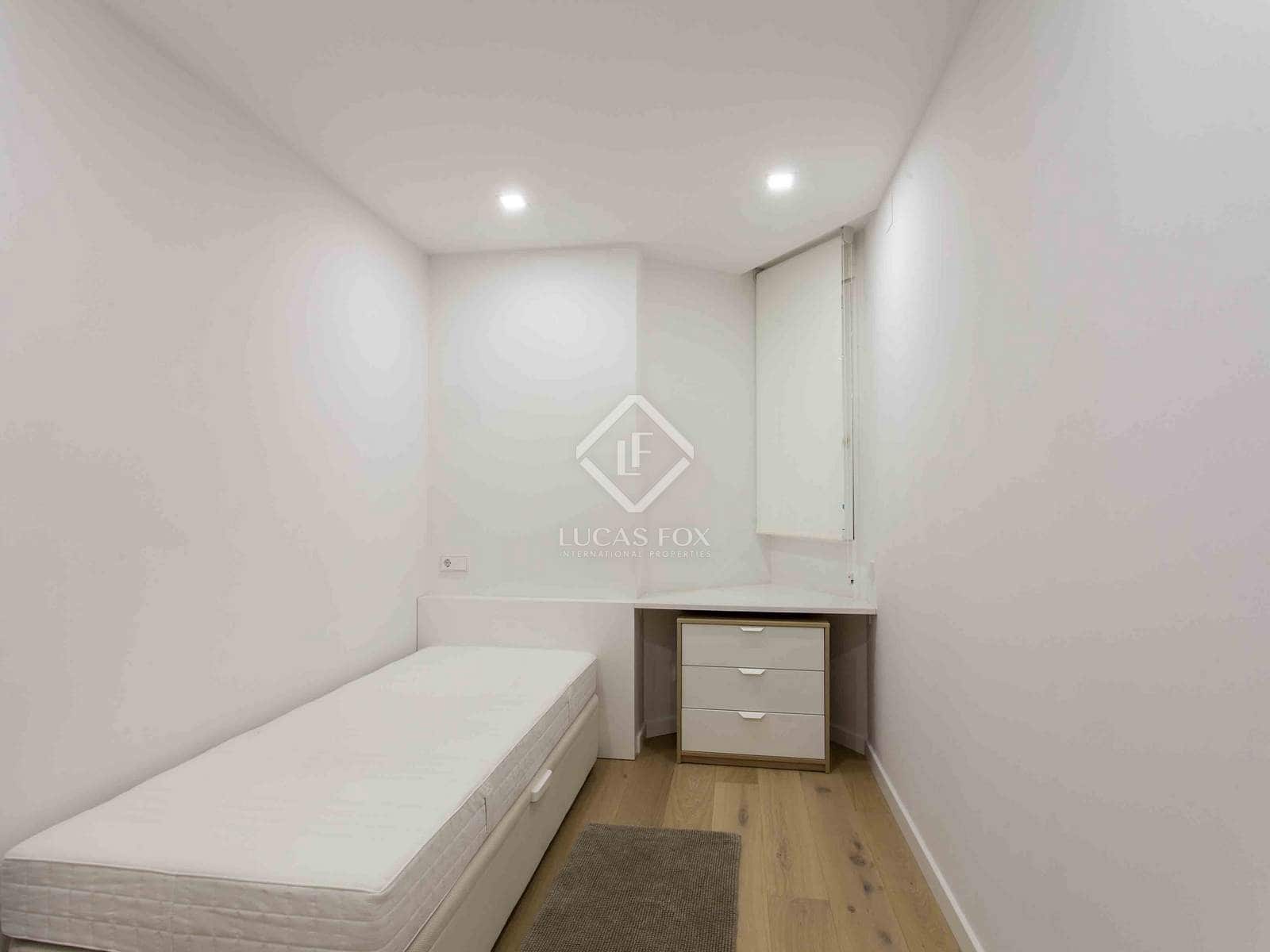 Appartement de 4 chambres à louer à Valence ville - 4 500 € (Ref: 7383157)
