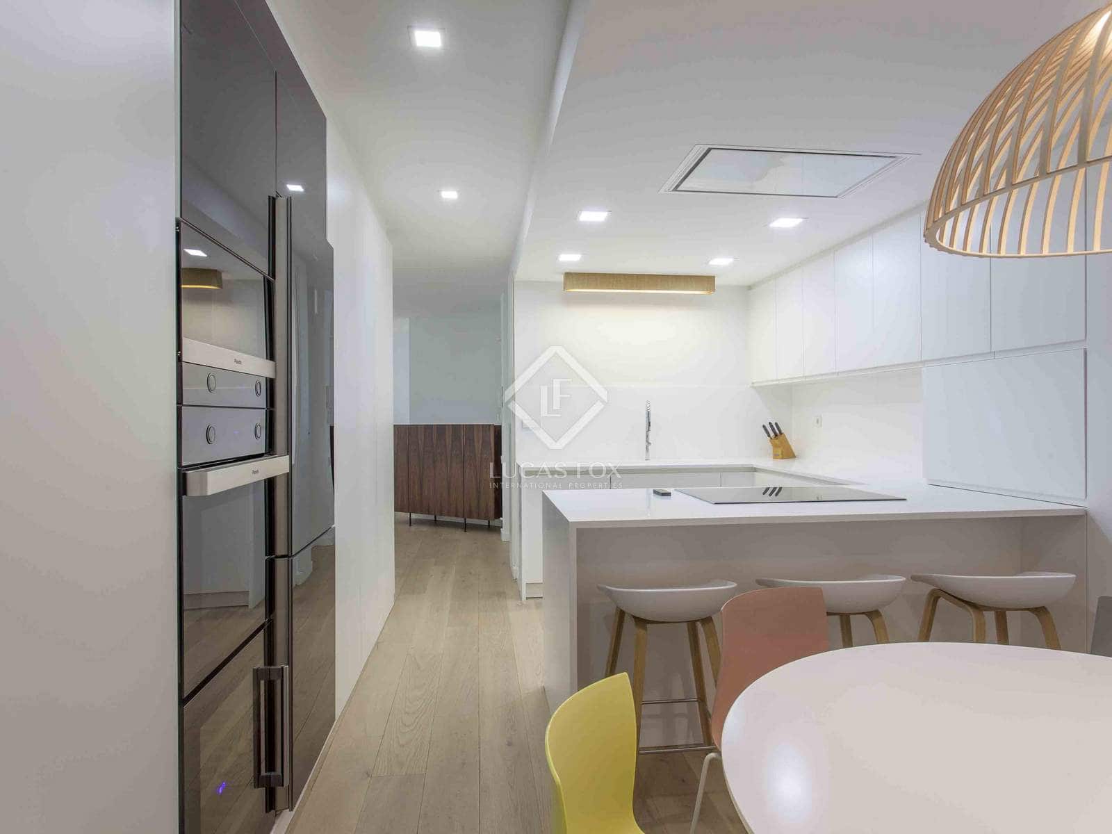 Appartement de 4 chambres à louer à Valence ville - 4 500 € (Ref: 7383157)