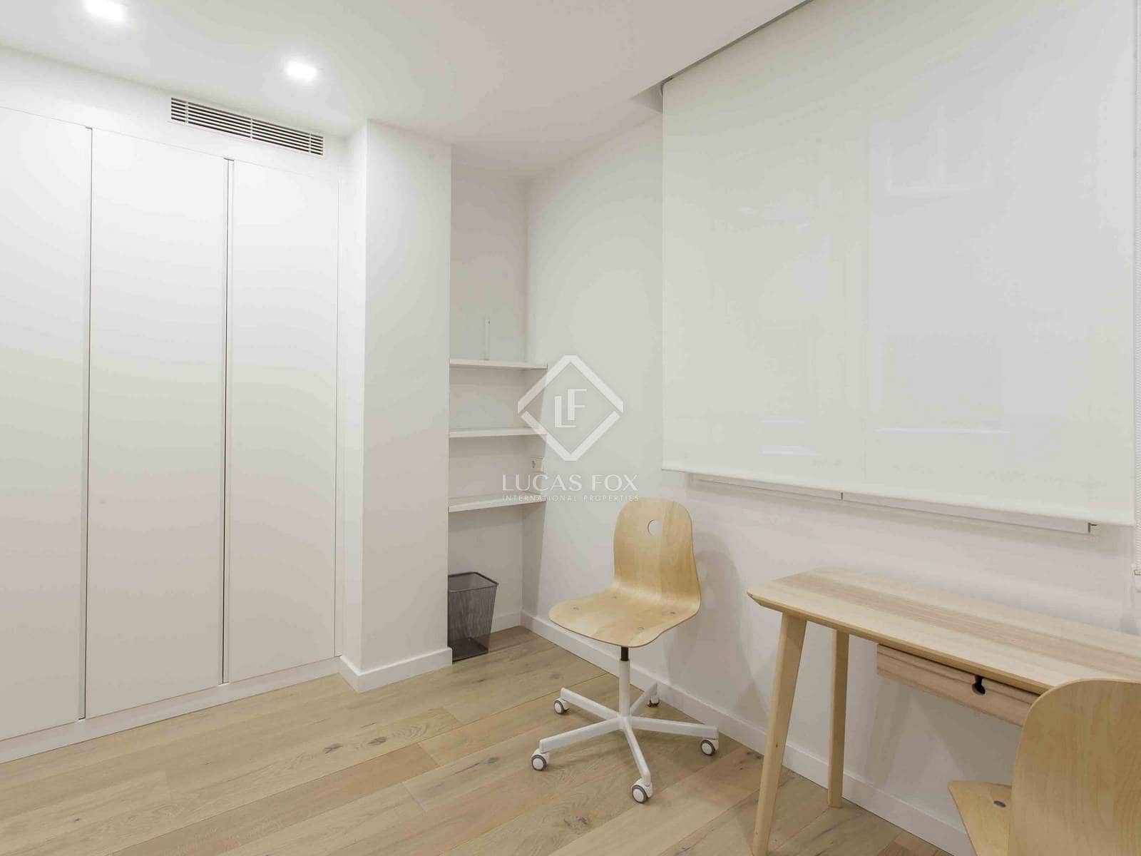 Appartement de 4 chambres à louer à Valence ville - 4 500 € (Ref: 7383157)