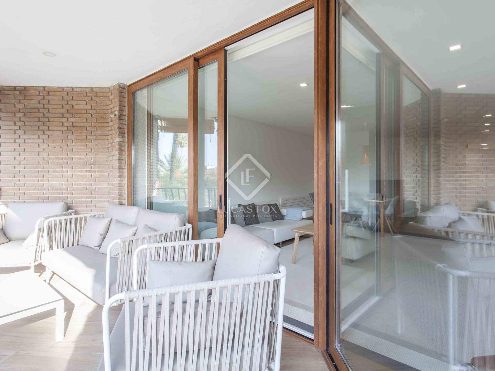 Appartement de 4 chambres à louer à Valence ville - 4 500 € (Ref: 7383157)