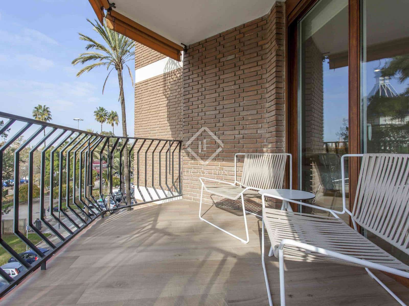 Appartement de 4 chambres à louer à Valence ville - 4 500 € (Ref: 7383157)