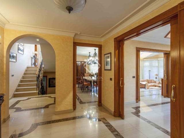 Chalet de 5 habitaciones en Godella en venta con piscina garaje - 1.200.000 € (Ref: 7385823)