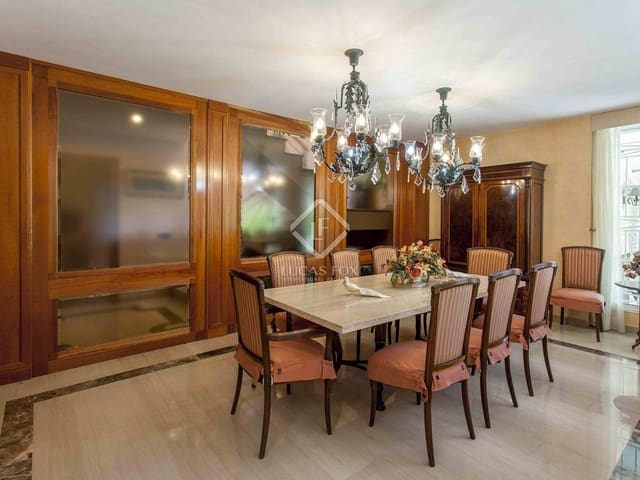 Chalet de 5 habitaciones en Godella en venta con piscina garaje - 1.200.000 € (Ref: 7385823)