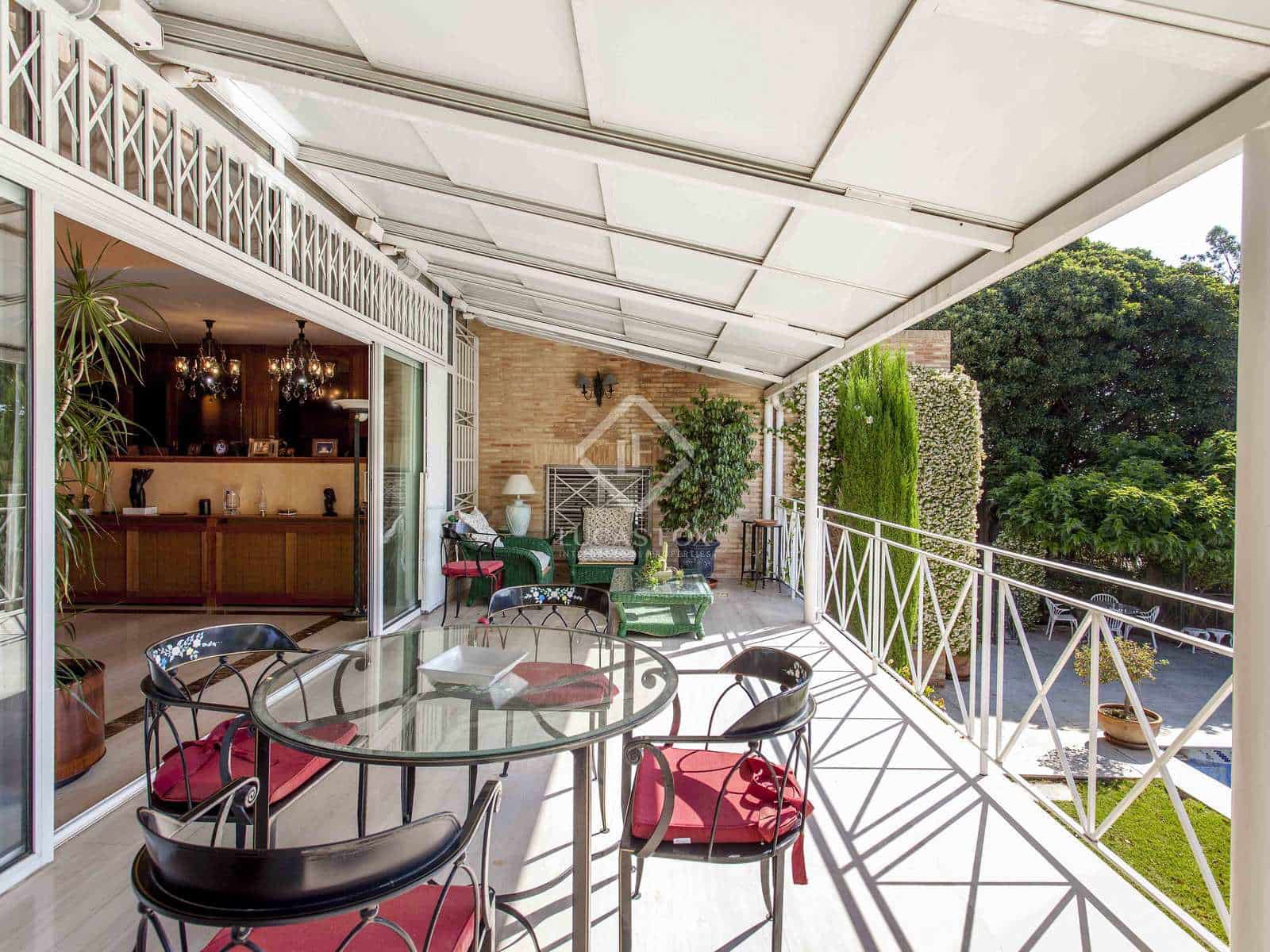 Chalet de 5 habitaciones en Godella en venta con piscina garaje - 1.200.000 € (Ref: 7385823)