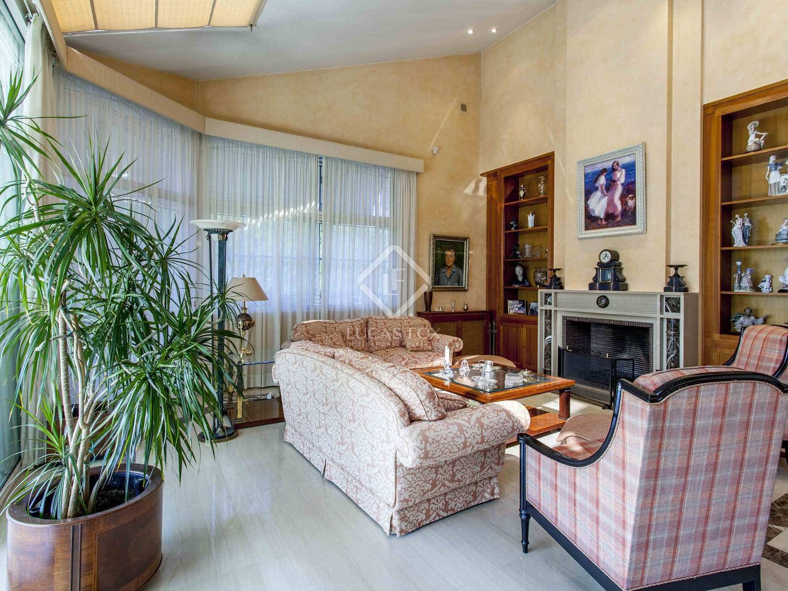 Chalet de 5 habitaciones en Godella en venta con piscina garaje - 1.200.000 € (Ref: 7385823)