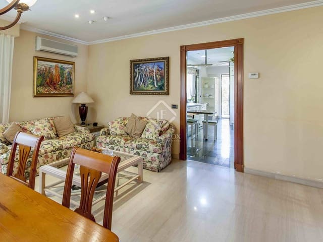 Chalet de 5 habitaciones en Godella en venta con piscina garaje - 1.200.000 € (Ref: 7385823)