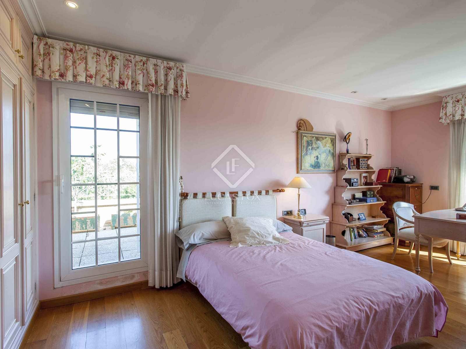 Chalet de 5 habitaciones en Godella en venta con piscina garaje - 1.200.000 € (Ref: 7385823)