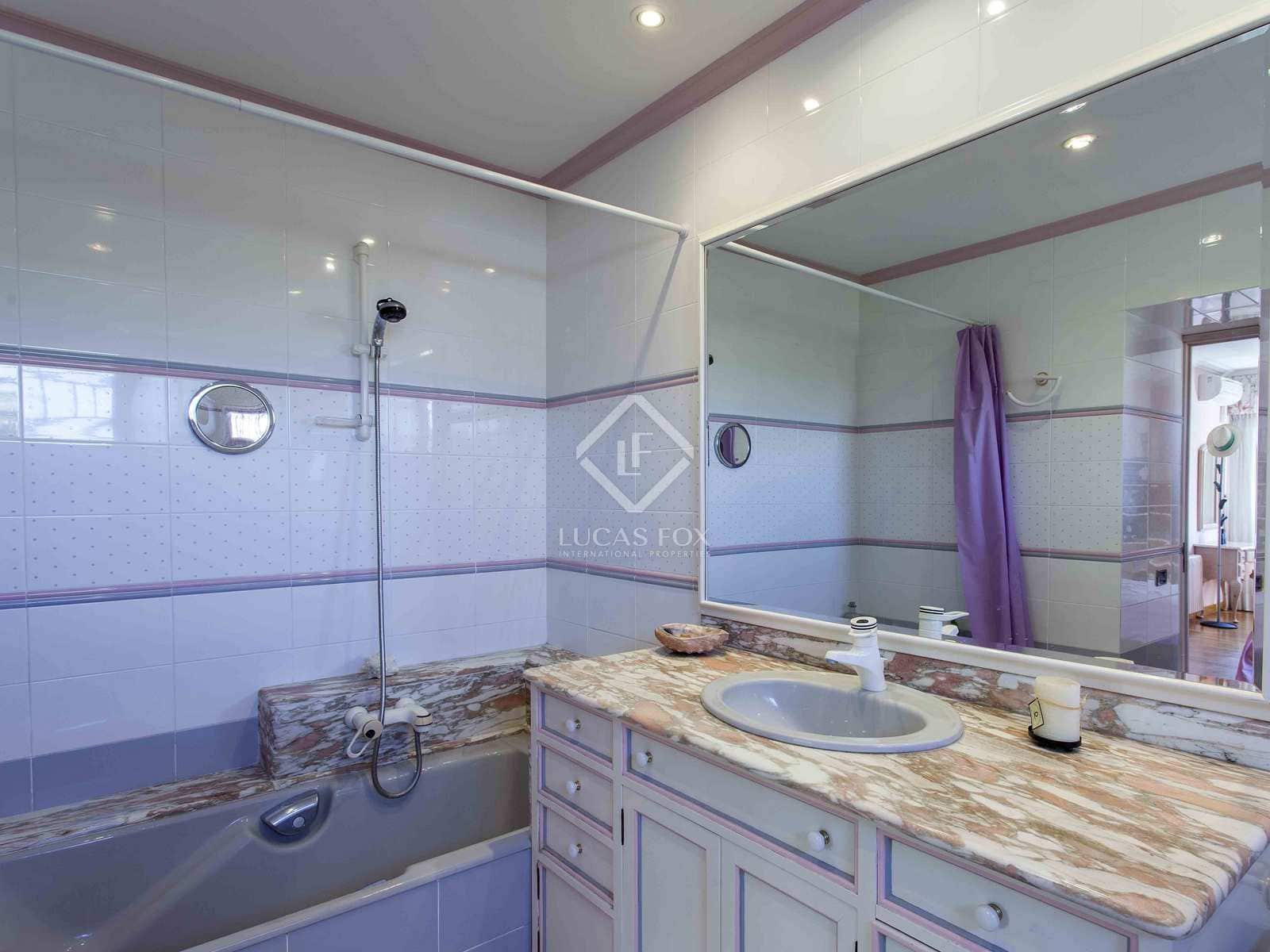 Chalet de 5 habitaciones en Godella en venta con piscina garaje - 1.200.000 € (Ref: 7385823)