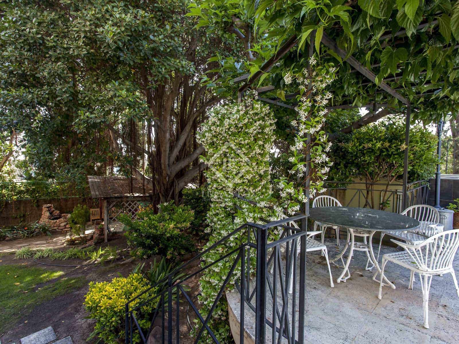 Chalet de 5 habitaciones en Godella en venta con piscina garaje - 1.200.000 € (Ref: 7385823)