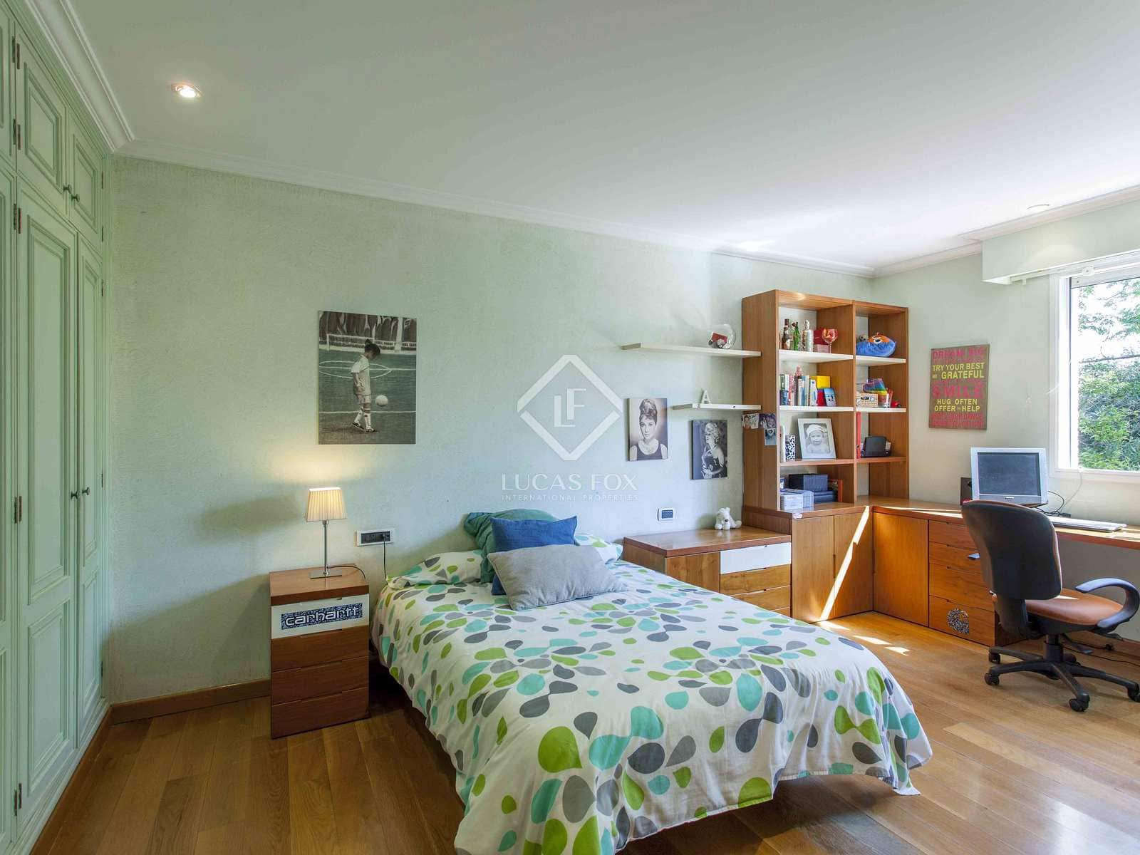 Chalet de 5 habitaciones en Godella en venta con piscina garaje - 1.200.000 € (Ref: 7385823)