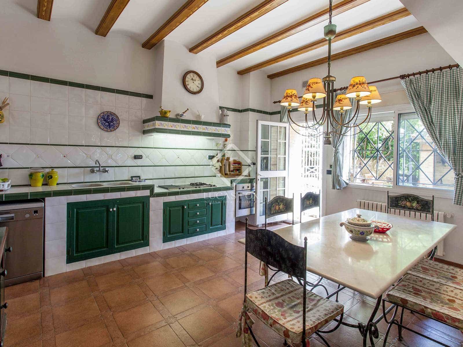 Chalet de 5 habitaciones en Godella en venta con piscina garaje - 1.200.000 € (Ref: 7385823)