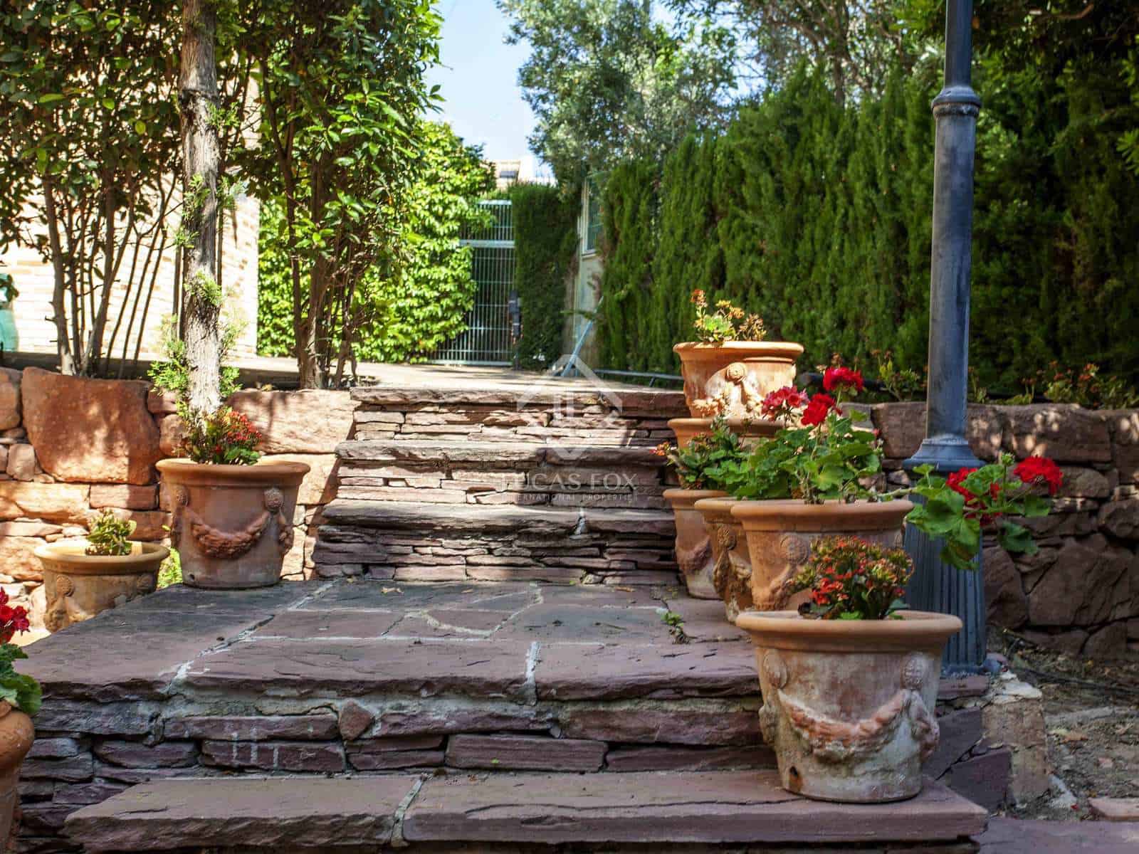 Chalet de 5 habitaciones en Godella en venta con piscina garaje - 1.200.000 € (Ref: 7385823)