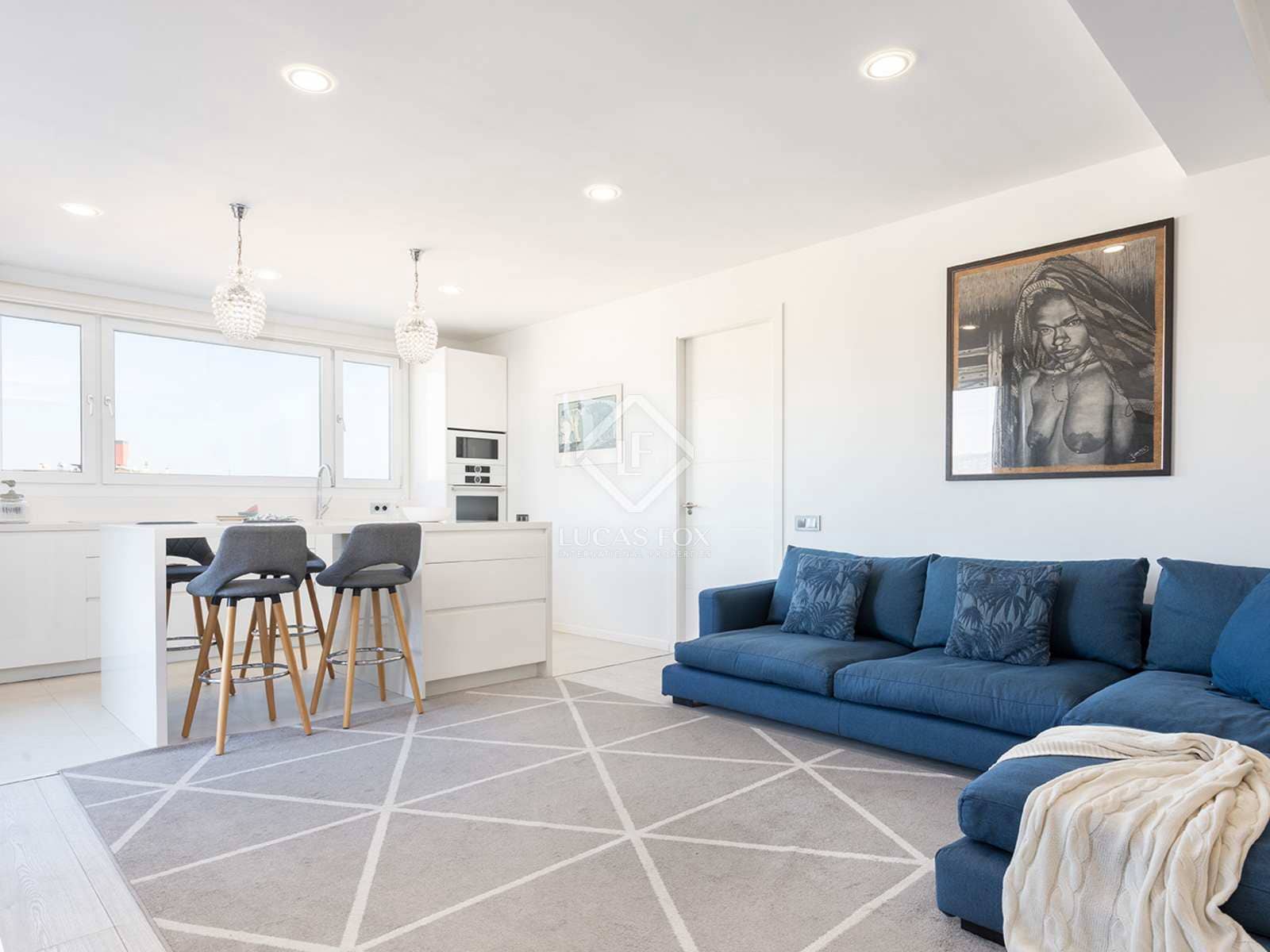 2 bedroom Penthouse for rent in Barcelona city - € 2,300 (Ref: 7394051)