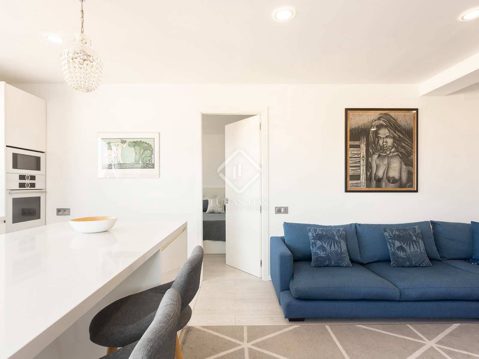 2 bedroom Penthouse for rent in Barcelona city - € 2,300 (Ref: 7394051)