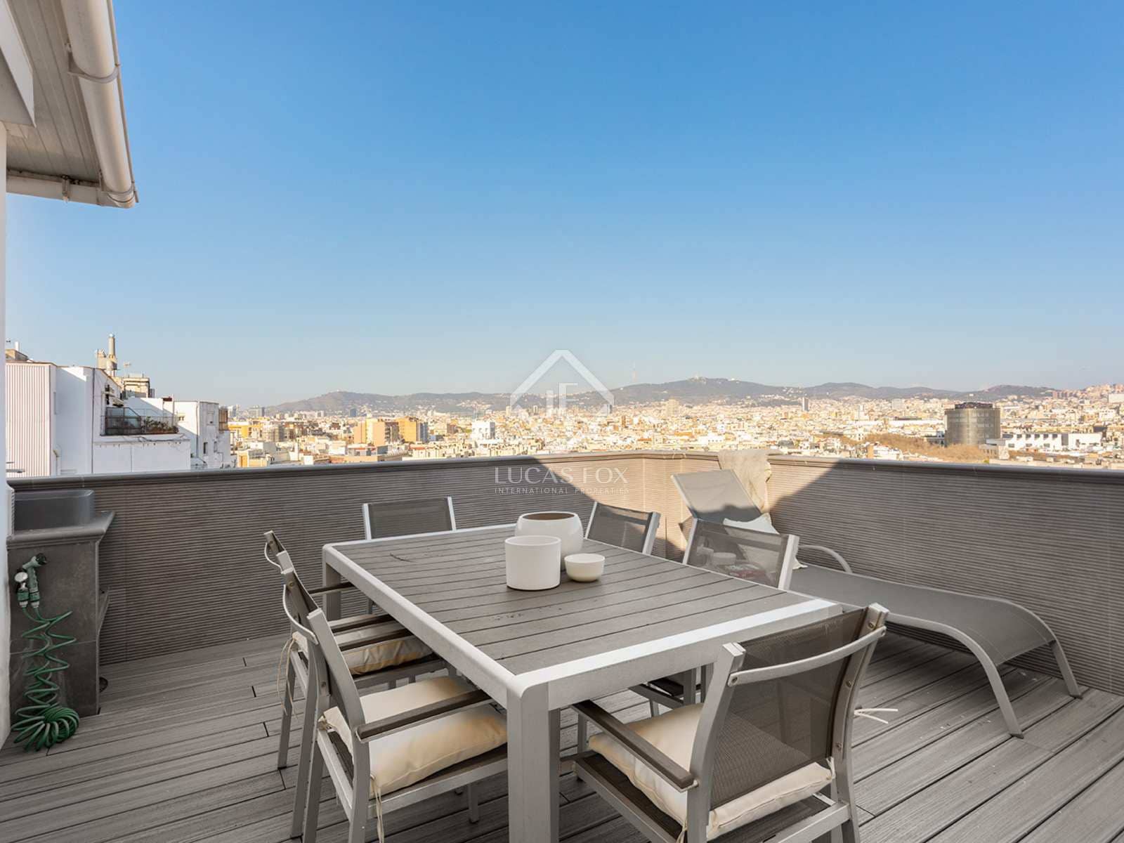 2 bedroom Penthouse for rent in Barcelona city - € 2,300 (Ref: 7394051)