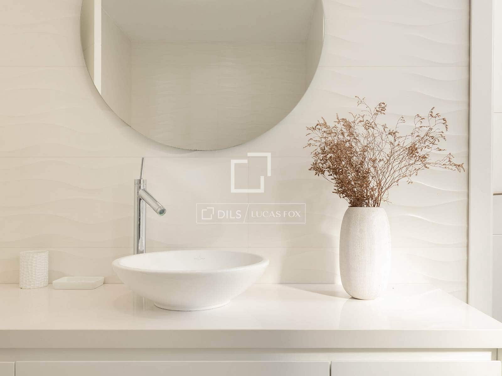 2 bedroom Penthouse for rent in Barcelona city - € 2,300 (Ref: 7394051)