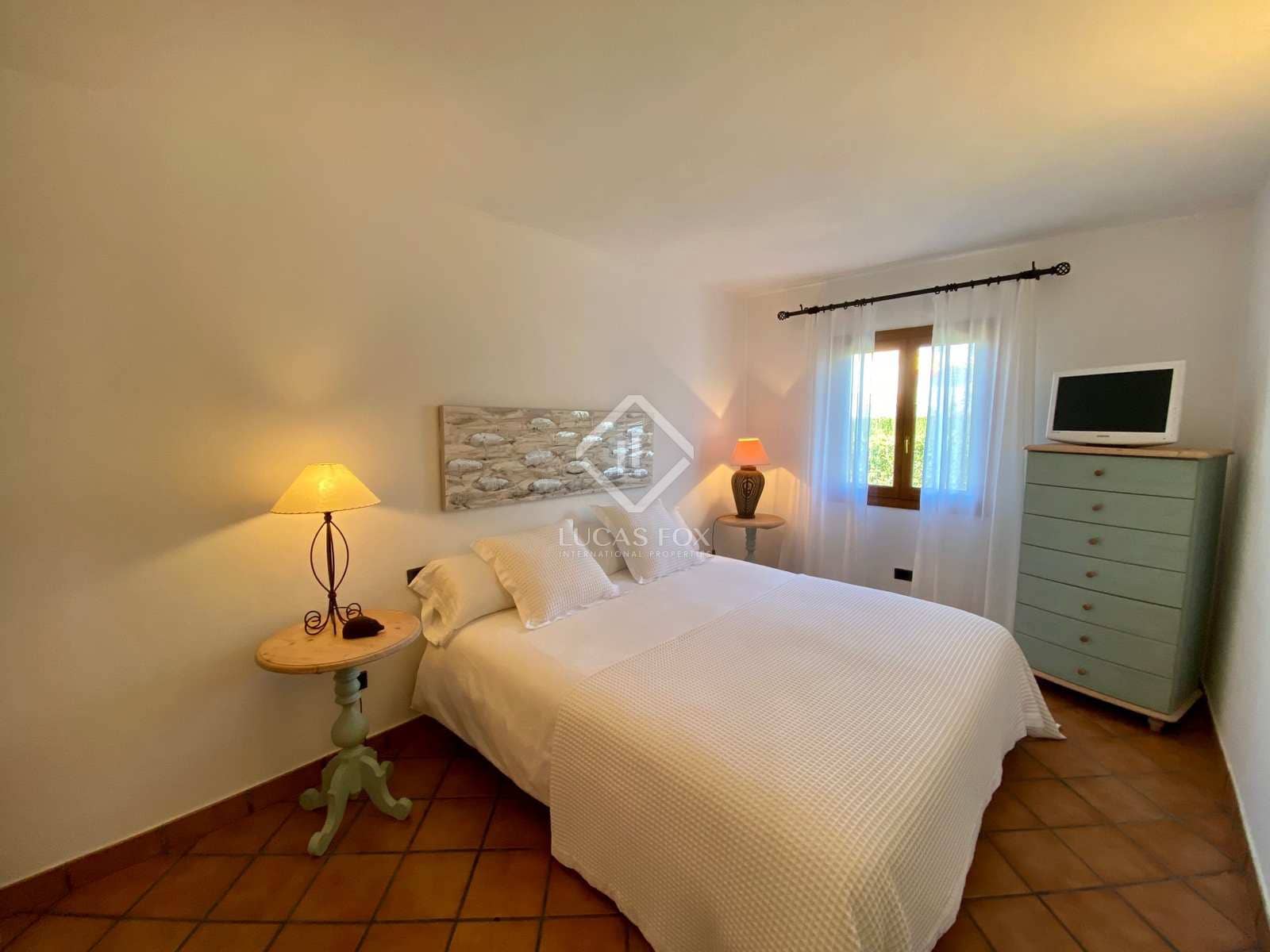 Villa/Maison de 3 chambres à louer à Ciutadella de Menorca avec piscine garage - 14 725 € (Ref: 7394058)