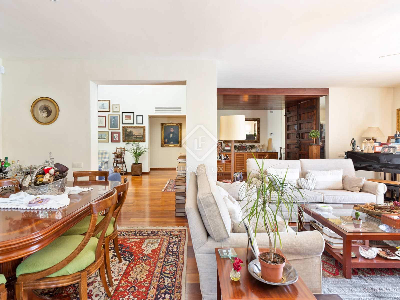 Chalet de 7 habitaciones en Sant Cugat del Vallès en venta con piscina garaje - 2.200.000 € (Ref: 7394061)