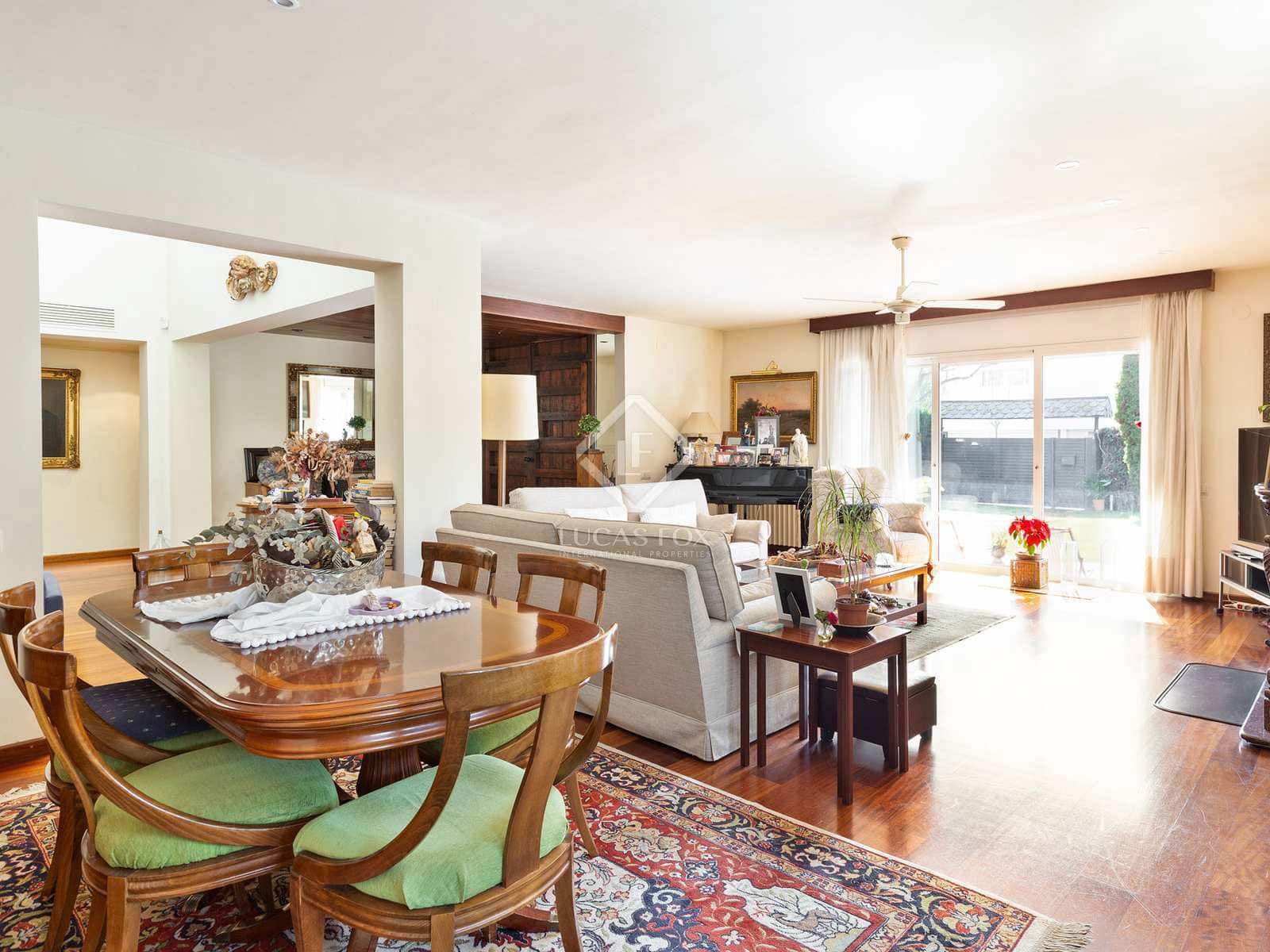 Chalet de 7 habitaciones en Sant Cugat del Vallès en venta con piscina garaje - 2.200.000 € (Ref: 7394061)