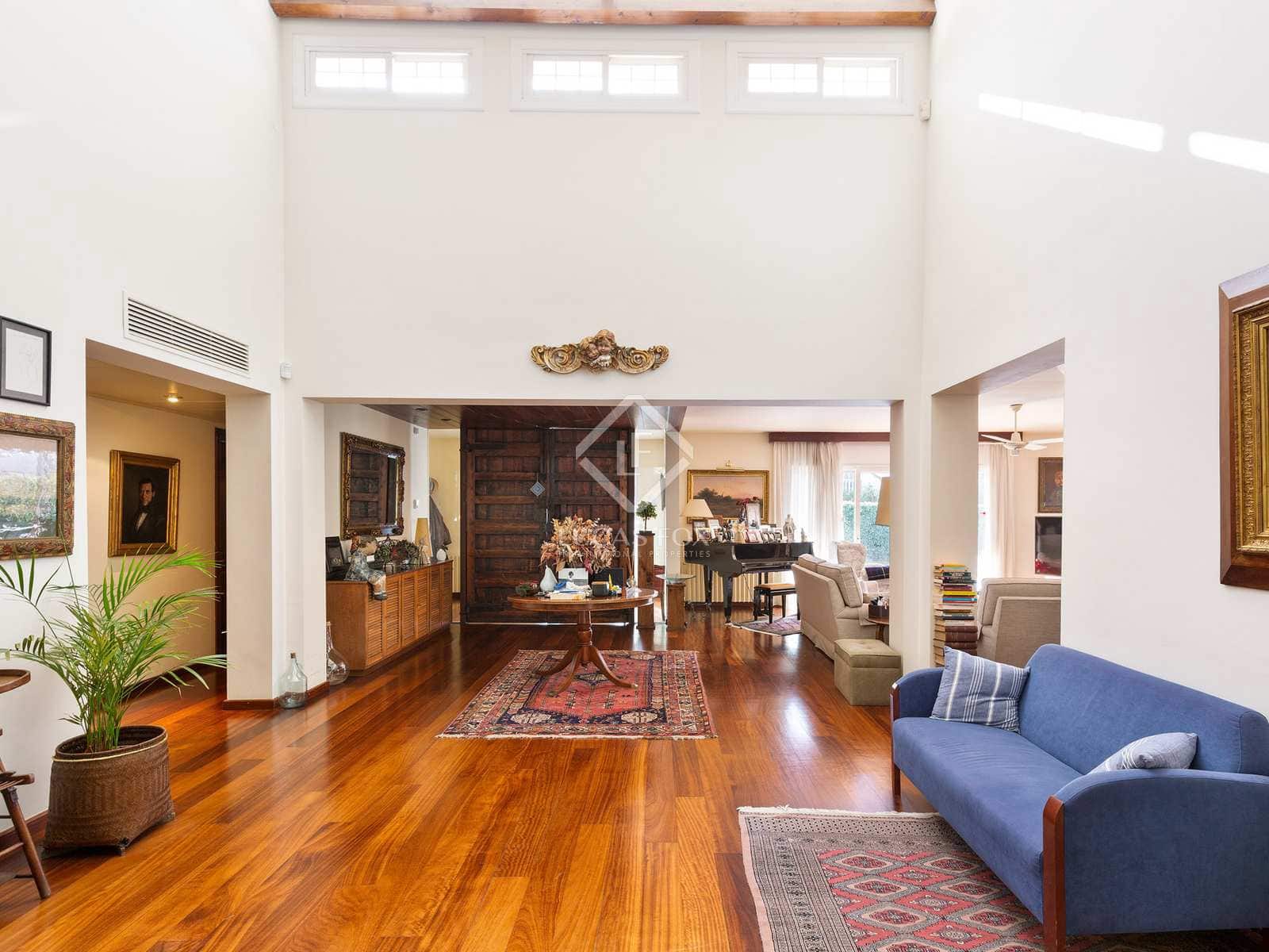 Chalet de 7 habitaciones en Sant Cugat del Vallès en venta con piscina garaje - 2.200.000 € (Ref: 7394061)