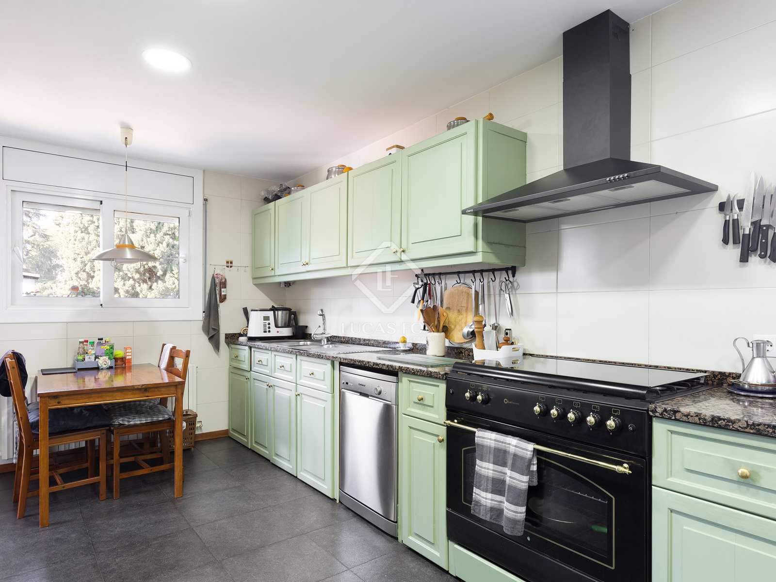 Chalet de 7 habitaciones en Sant Cugat del Vallès en venta con piscina garaje - 2.200.000 € (Ref: 7394061)