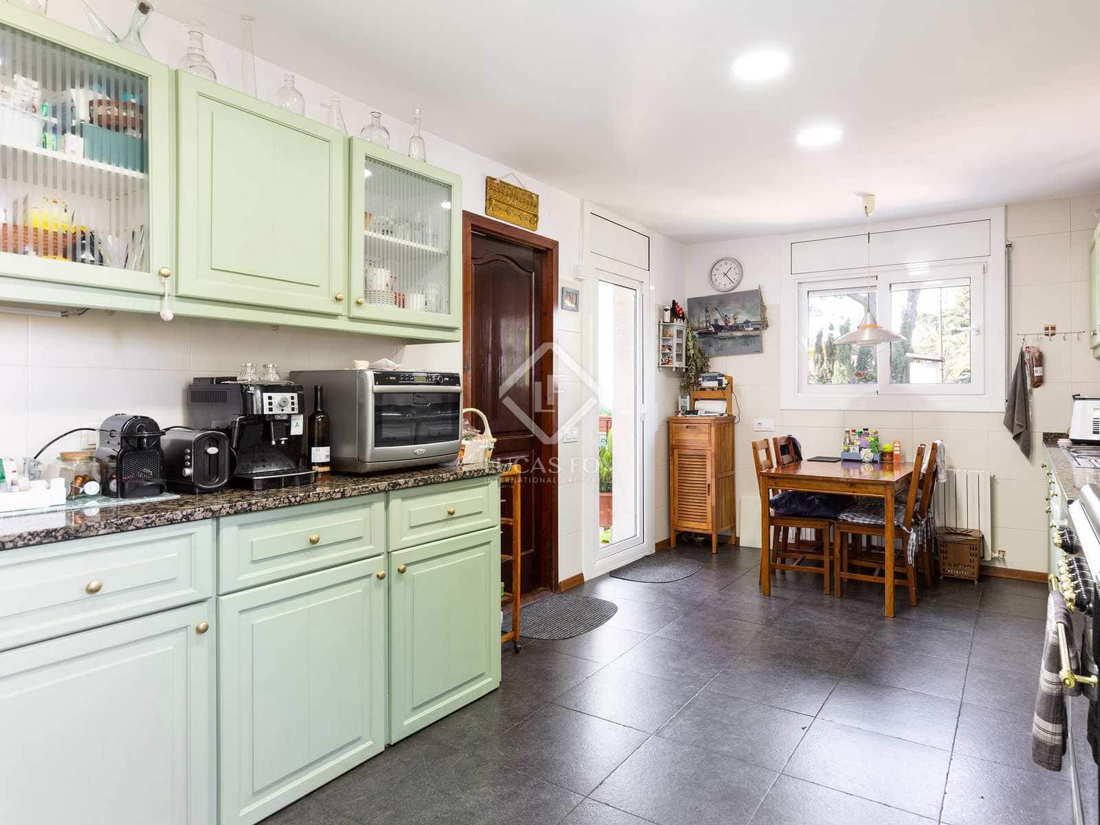 Chalet de 7 habitaciones en Sant Cugat del Vallès en venta con piscina garaje - 2.200.000 € (Ref: 7394061)