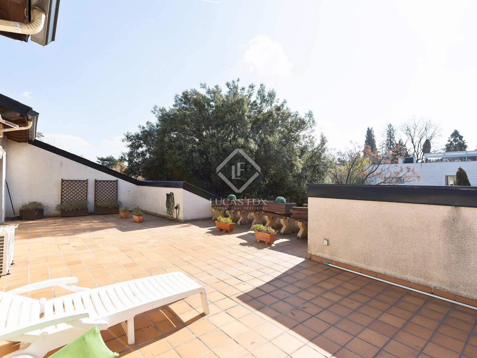 Chalet de 7 habitaciones en Sant Cugat del Vallès en venta con piscina garaje - 2.200.000 € (Ref: 7394061)